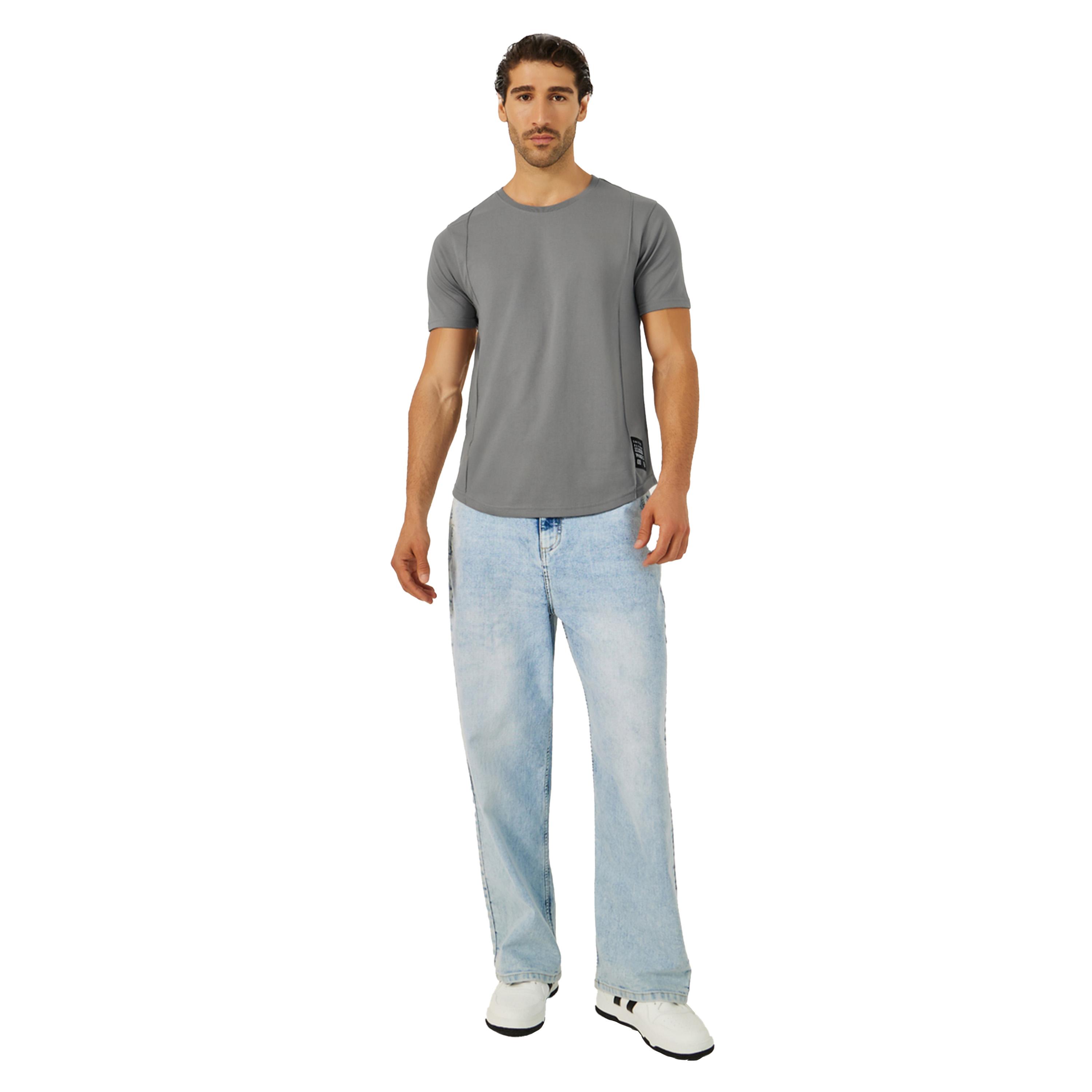 ستايلي - تي شيرت بقصّة عادية وبطانة على شكل حرف U-men-clothing-tshirtsandpolos-tshirts-image-2