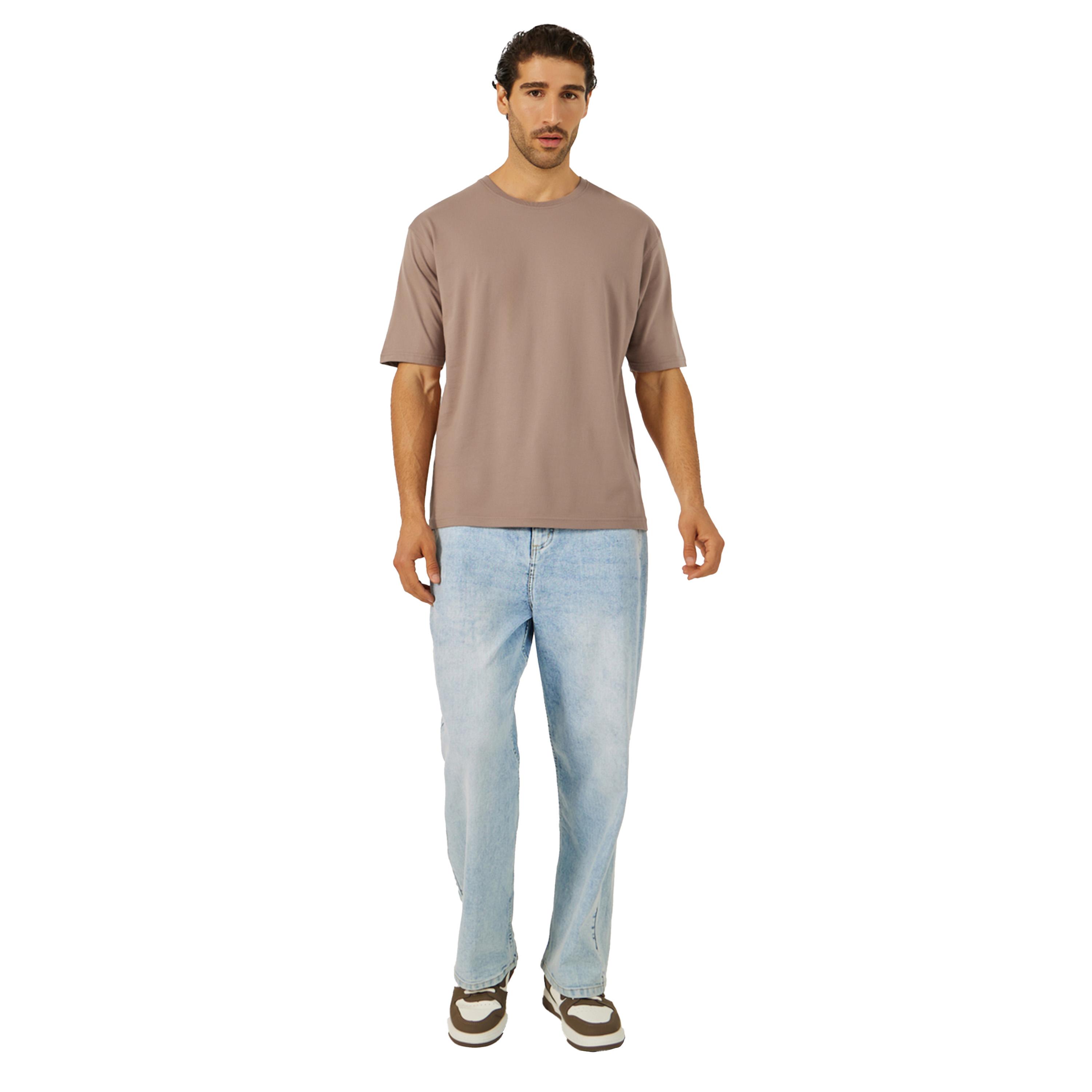 ستايلي -  تي شيرت بطباعة شعار خلفي بأكمام قصيرة ومقاس كبير-men-clothing-tshirtsandpolos-tshirts-image-3