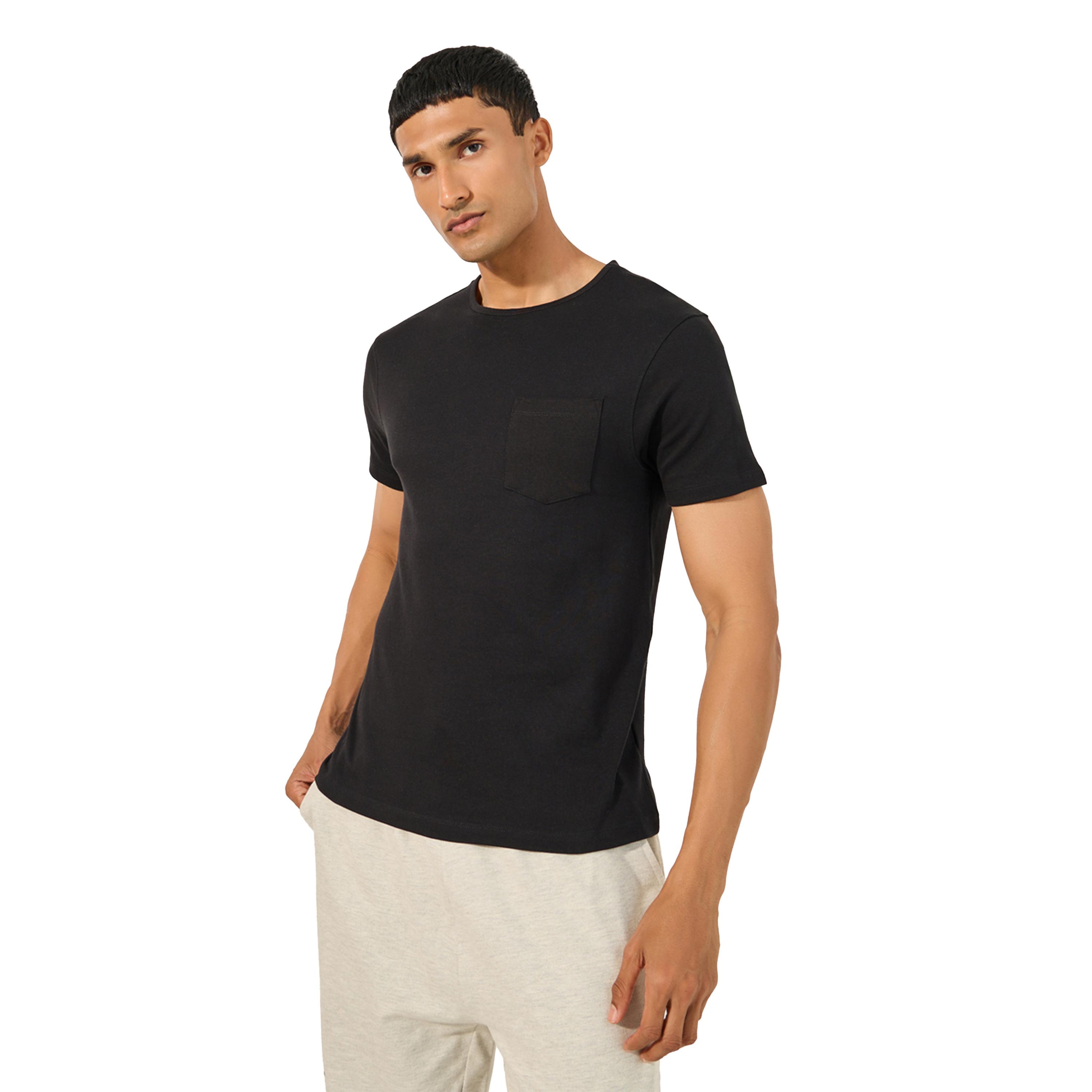 ستايلي -  تي شيرت بقصّة عادية وتفاصيل جيب سادة-men-clothing-tshirtsandpolos-tshirts-image-1