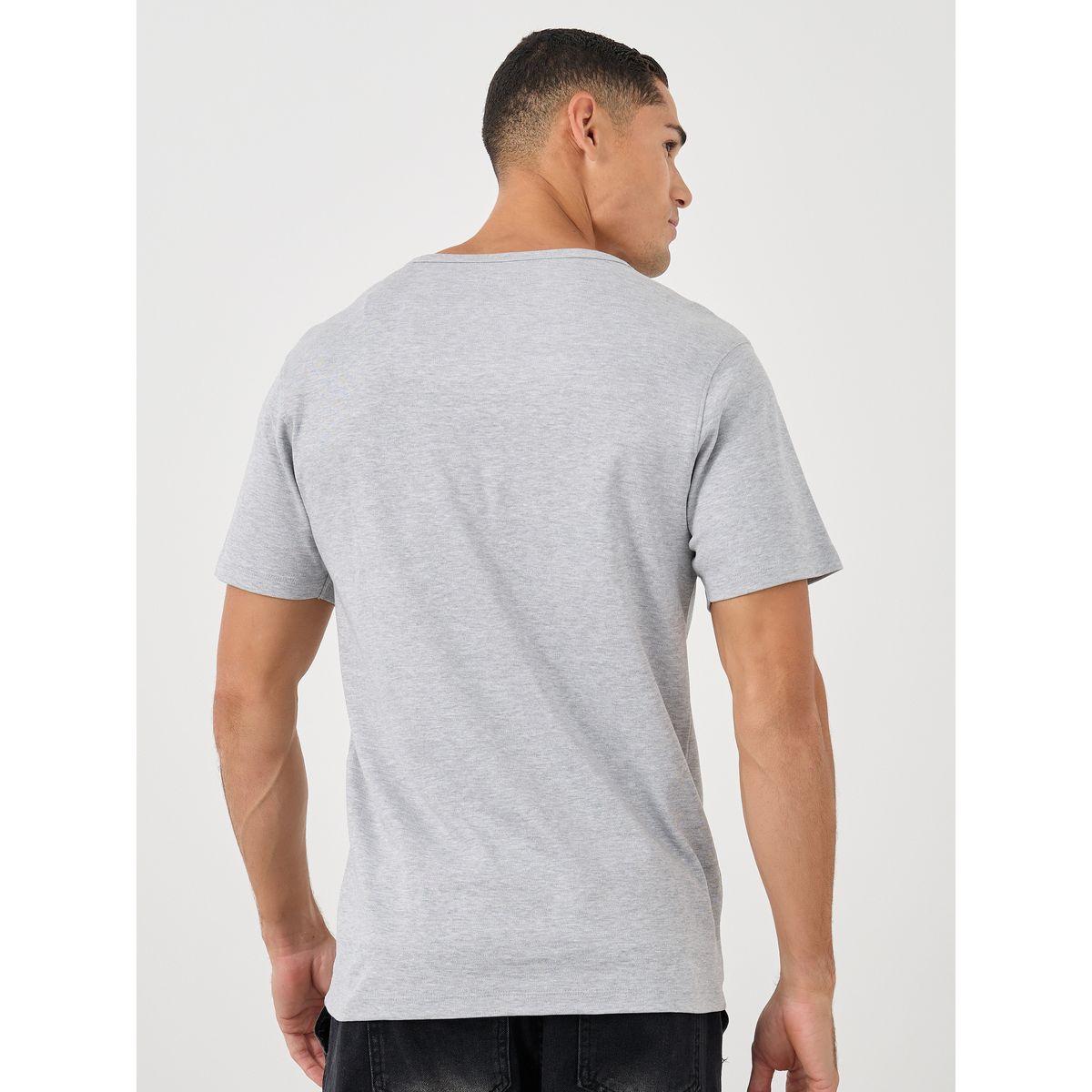 Styli Solid Pocket Detail Interlock Regular Fit T-Shirt-men-clothing-tshirtsandpolos-tshirts-image-4