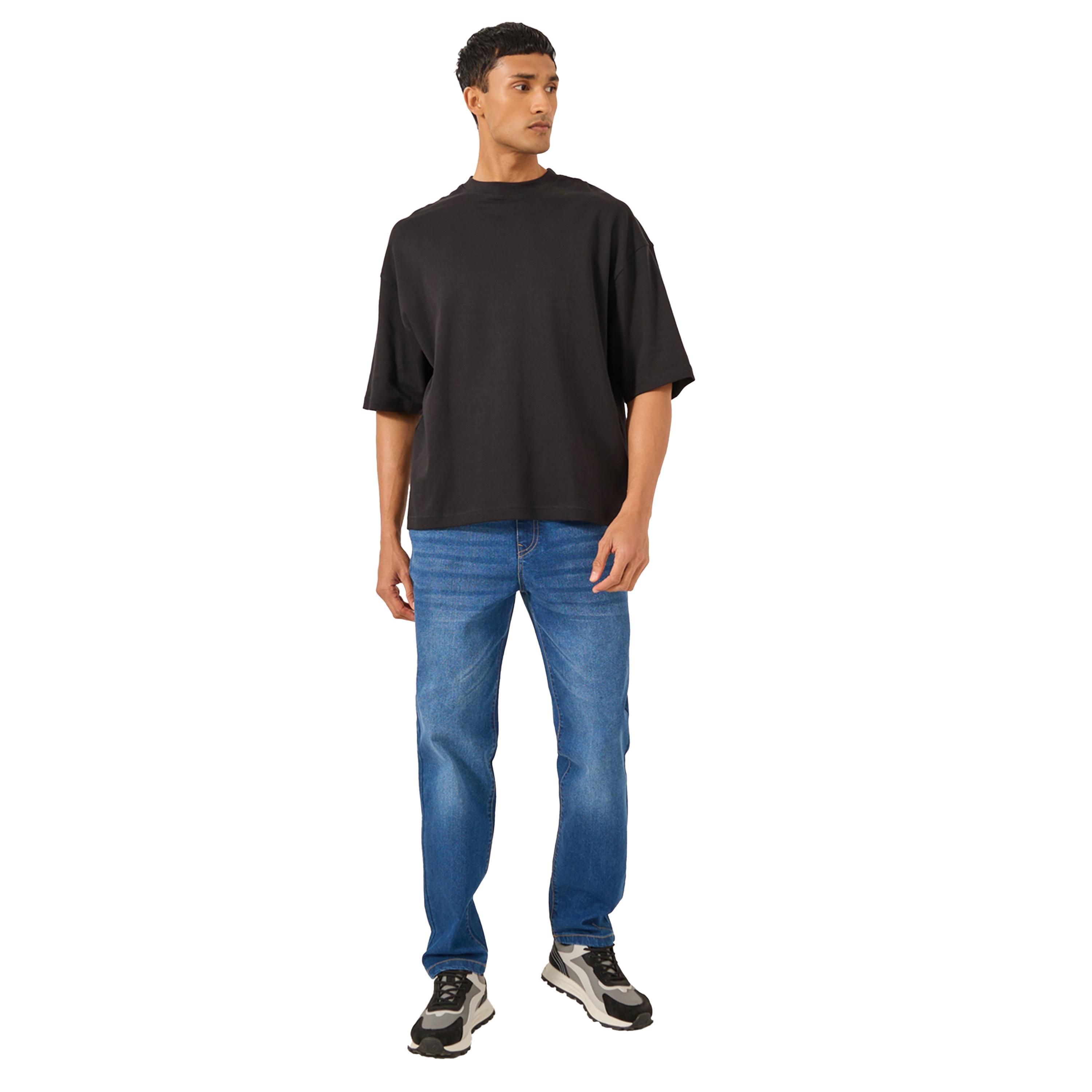 ستايلي - تي شيرت بطباعة جرافيكية ورقبة دائرية وقصة مربعة-men-clothing-tshirtsandpolos-tshirts-image-1