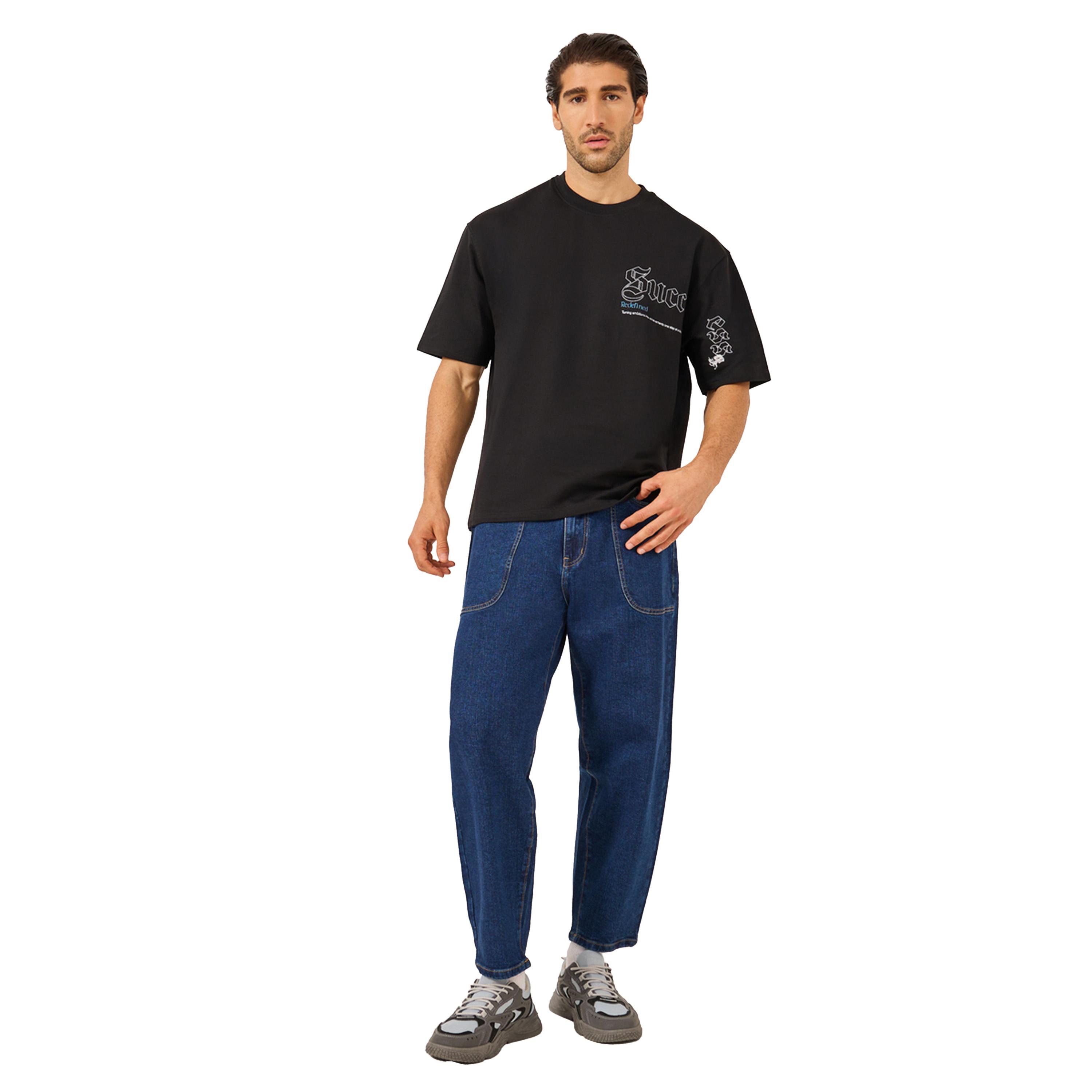 ستايلي - تي شيرت كبير الحجم بطبعة جرافيكية ورقبة دائرية-men-clothing-tshirtsandpolos-tshirts-image-2