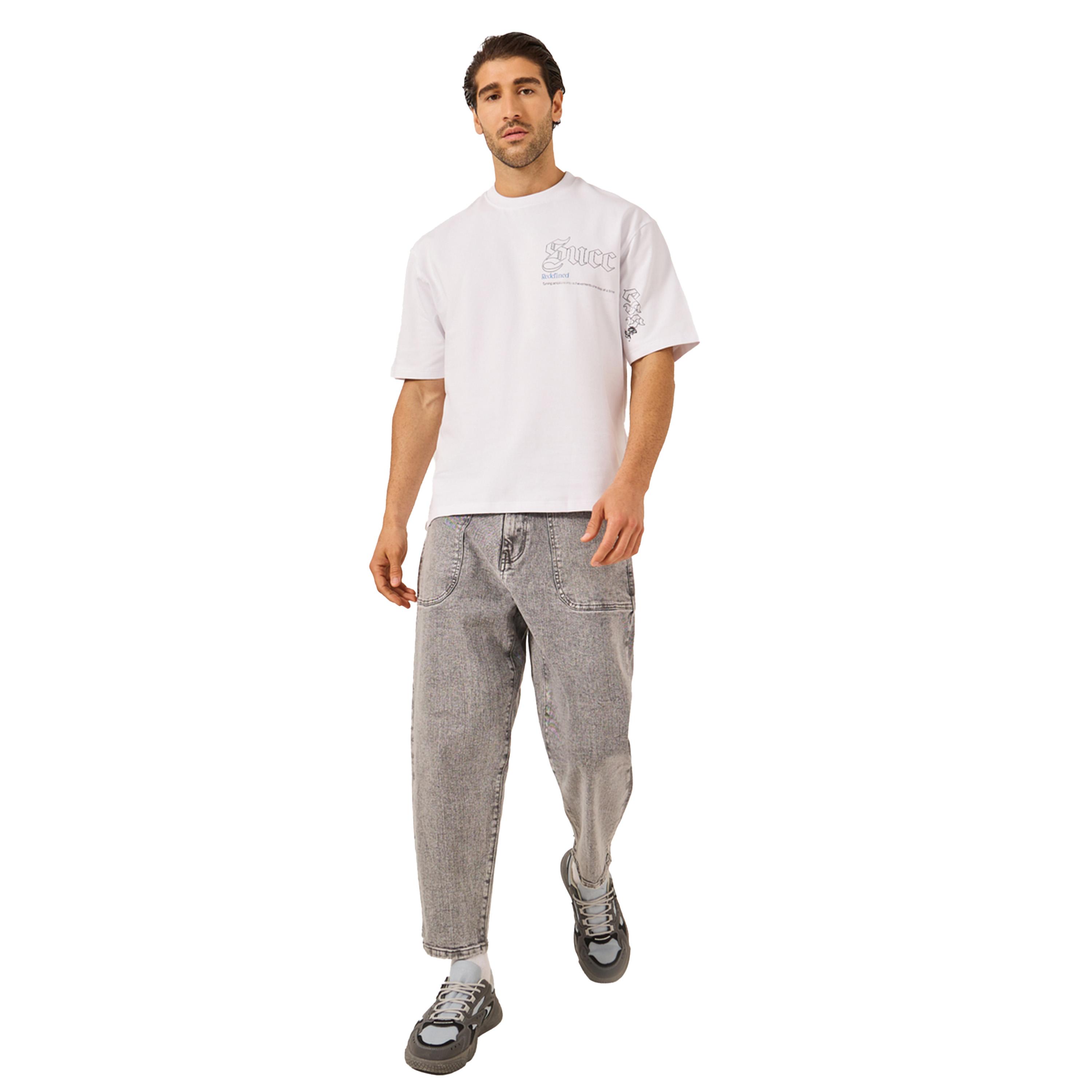 ستايلي - تي شيرت كبير الحجم بطبعة جرافيكية ورقبة دائرية-men-clothing-tshirtsandpolos-tshirts-image-2