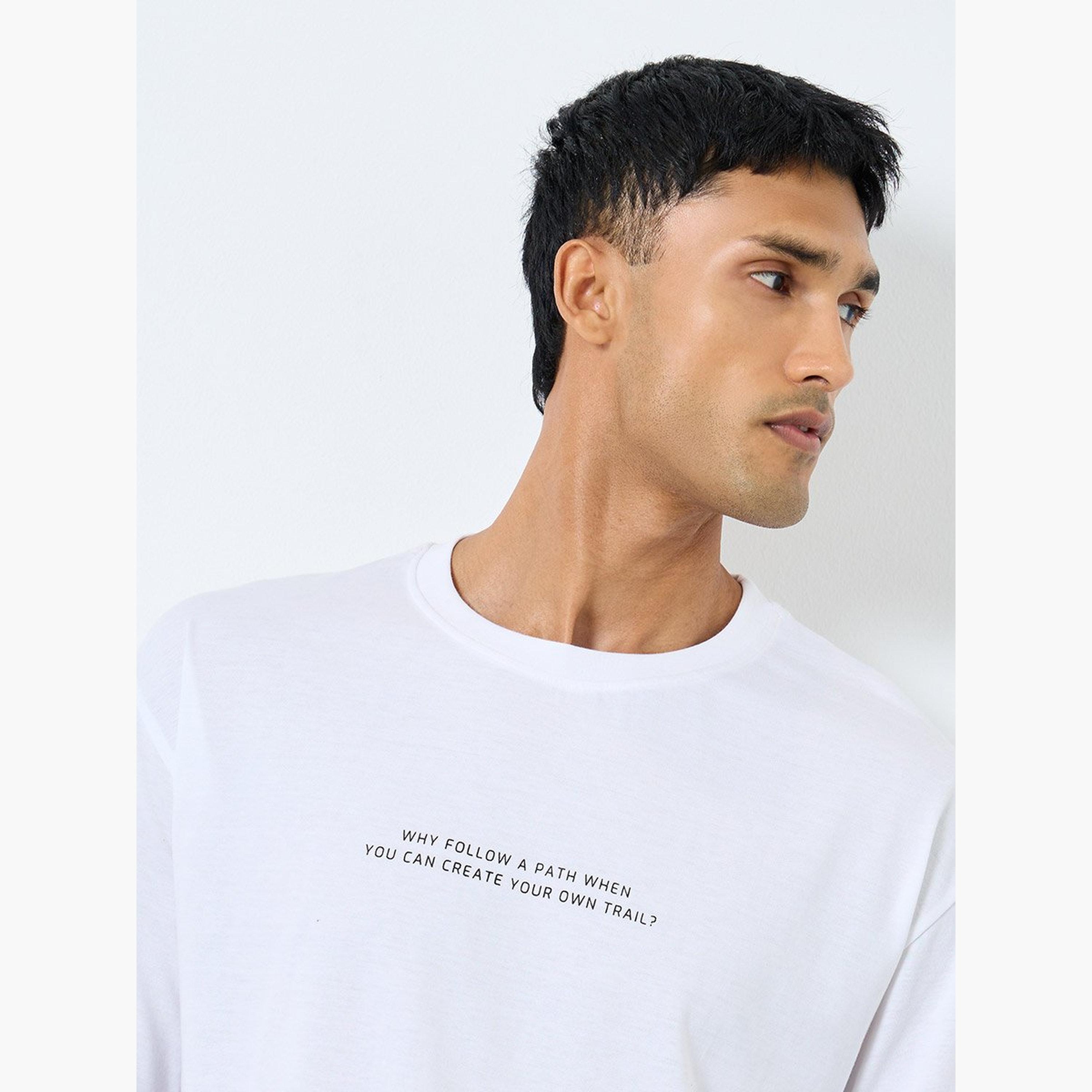 Styli Oversized Minimal Print Crew Neck T-Shirt-men-clothing-tshirtsandpolos-tshirts-image-3