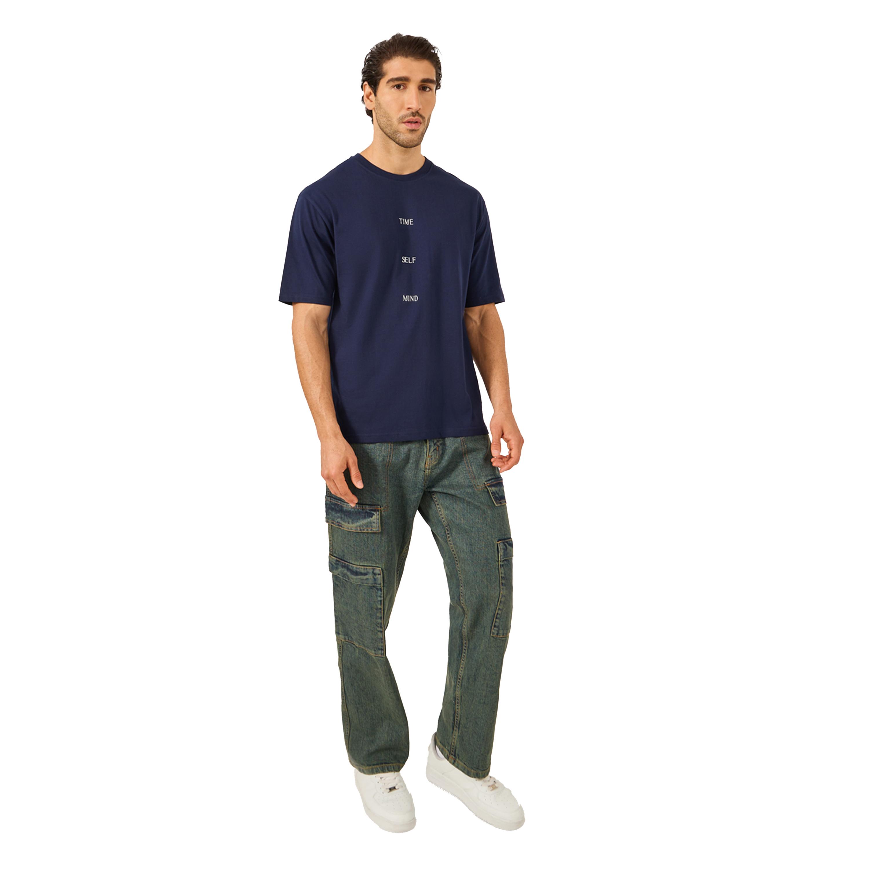 ستايلي - تي شيرت كبير الحجم بطبعة جرافيكية ورقبة دائرية-men-clothing-tshirtsandpolos-tshirts-image-1