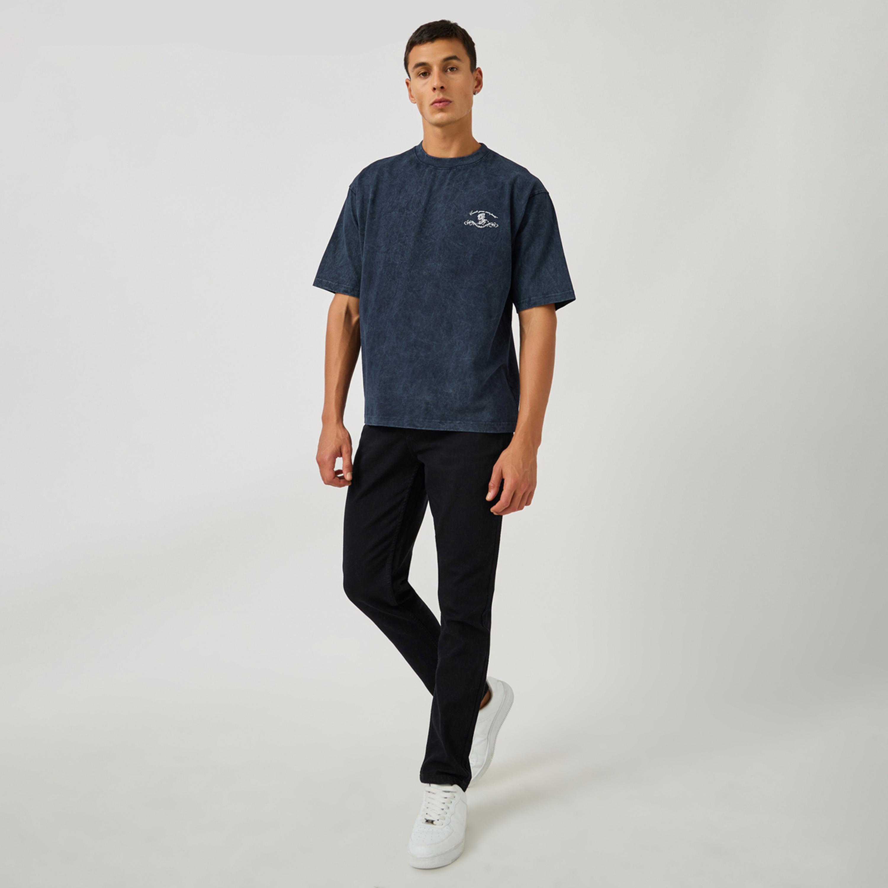 Styli Washed Graphic Print Jersey Oversized T-Shirt-men-clothing-tshirtsandpolos-tshirts-image-2