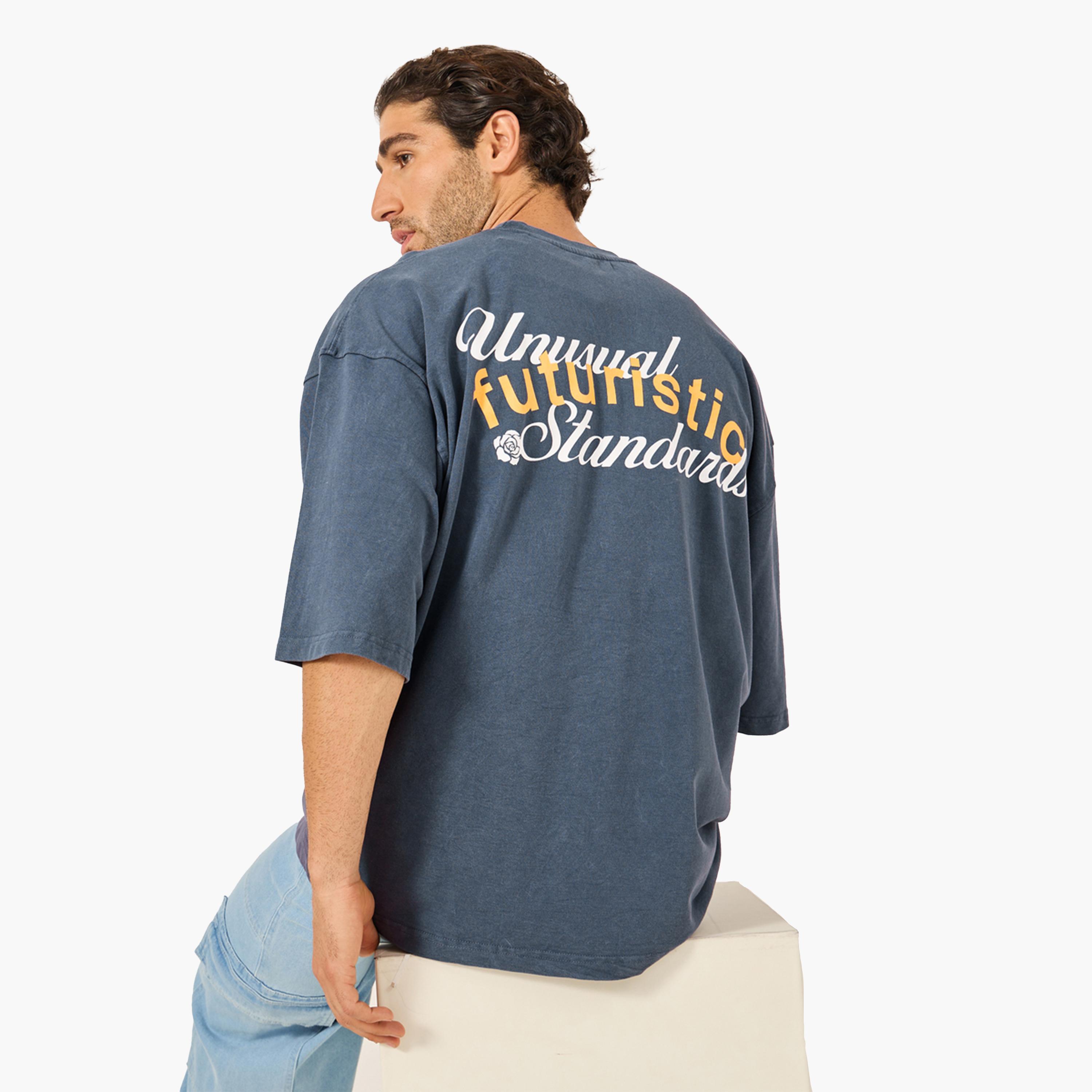 ستايلي-  تي شيرت مربع مطبوع عليه خلفية مغسولة بالحامض-men-clothing-tshirtsandpolos-tshirts-image-3