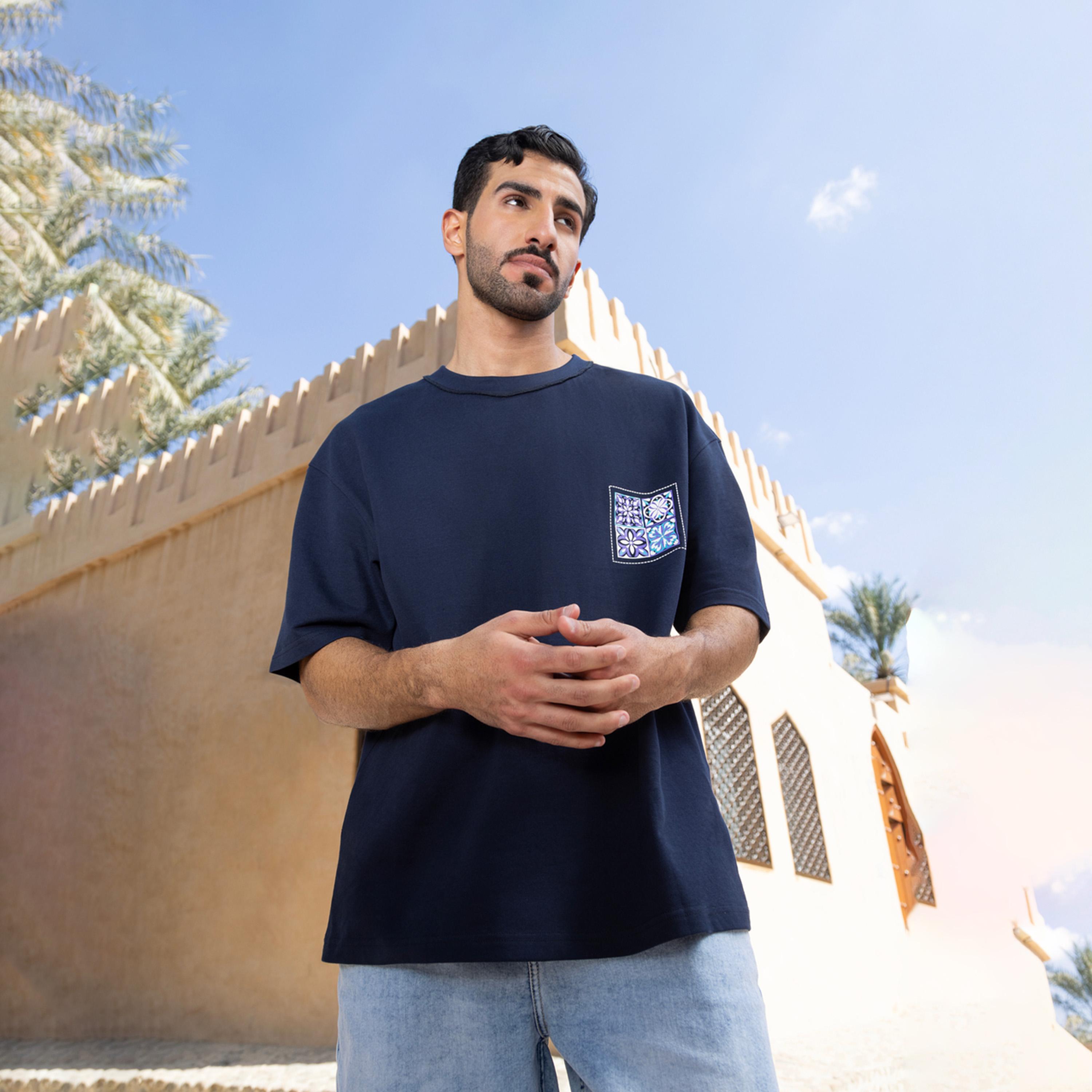 Styli Textured Oversized Graphic Print Round Neck T-Shirt-men-clothing-tshirtsandpolos-tshirts-image-5
