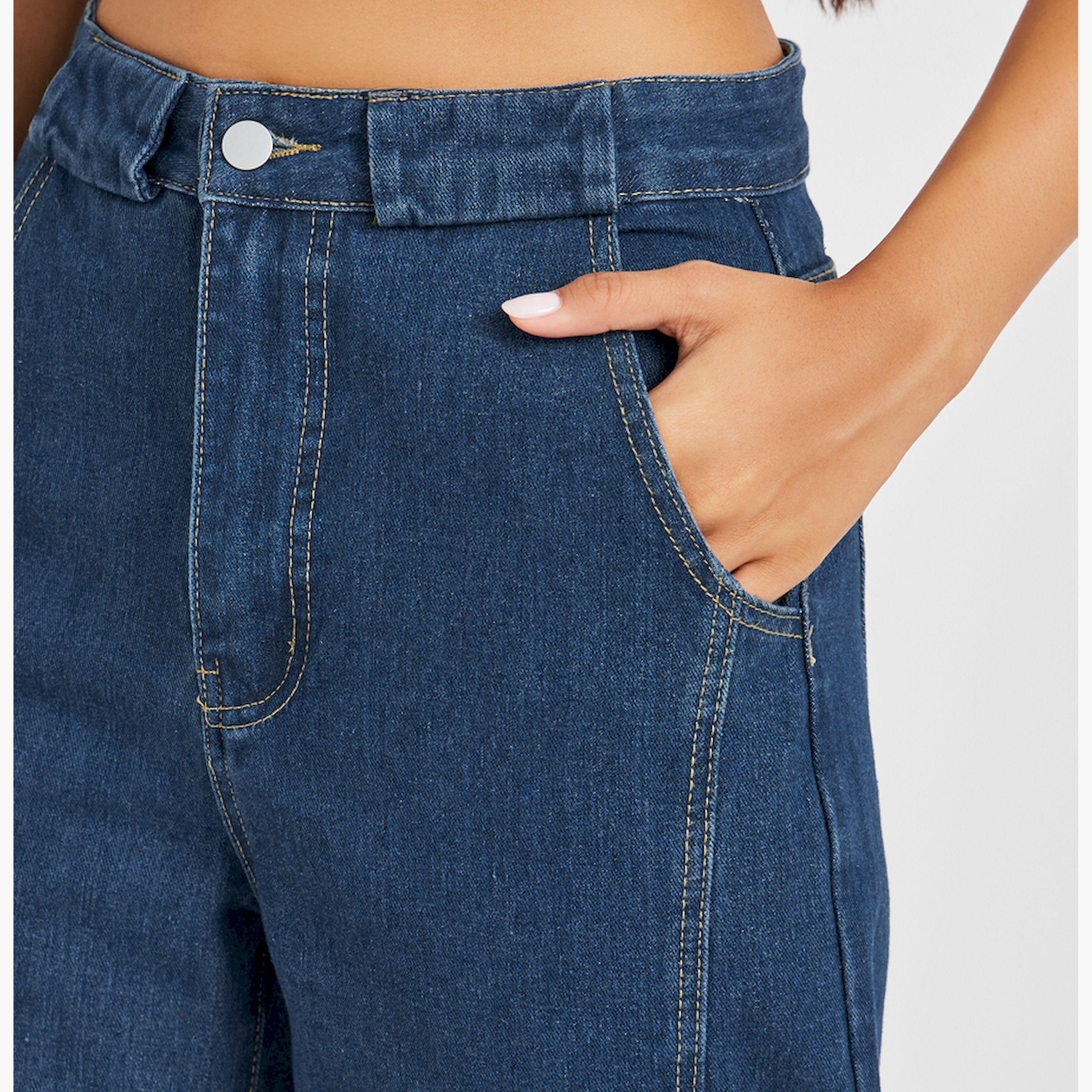 ستايلي - بنطال جينز متوسط الارتفاع مع حلقات حزام عريضة وقصة برميل واسعة-women-clothing-bottoms-jeans-image-3