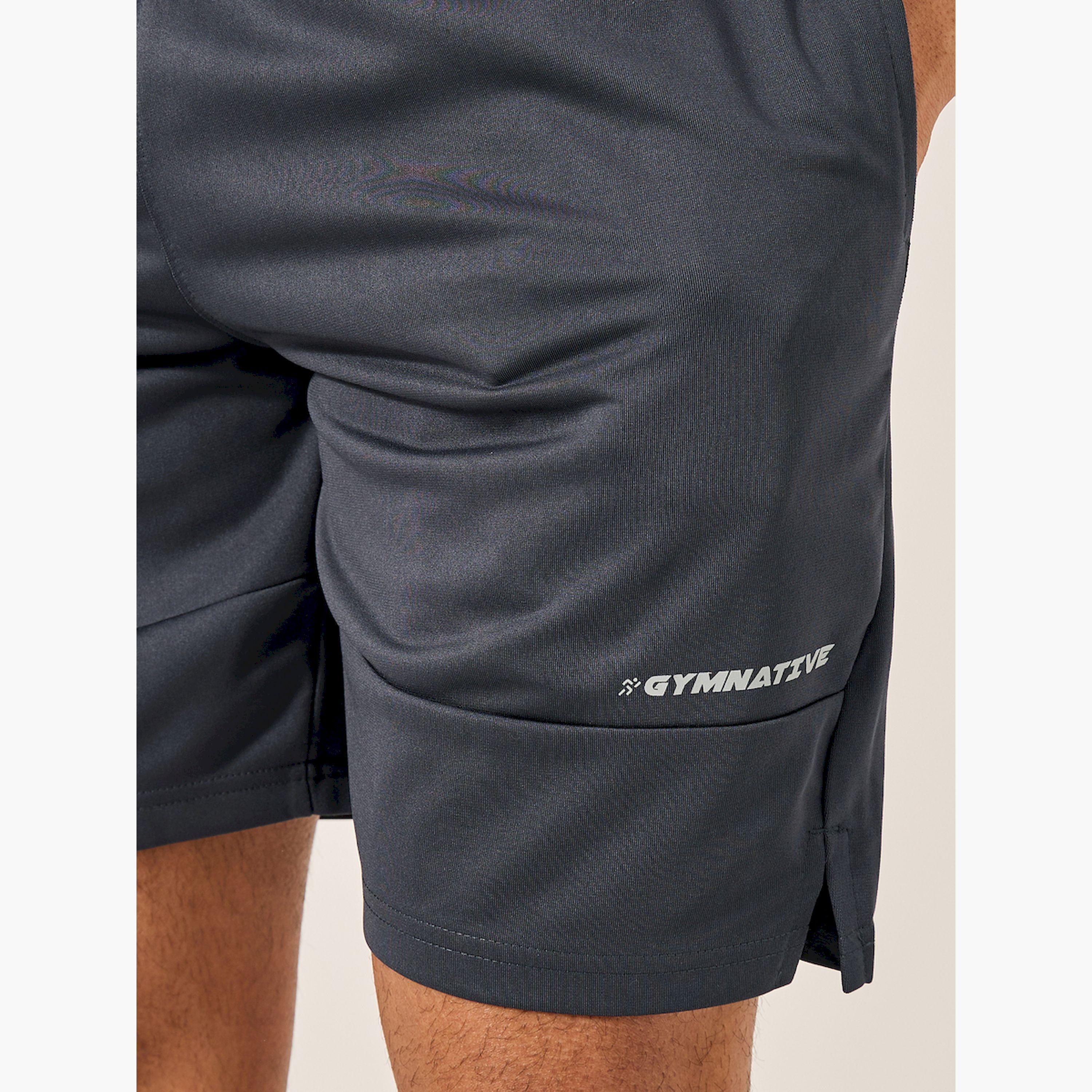 ستايلي -  شورت تدريب بقصّة عادية بطبعة شعار-men-clothing-sportswearandactivewear-bottoms-image-4