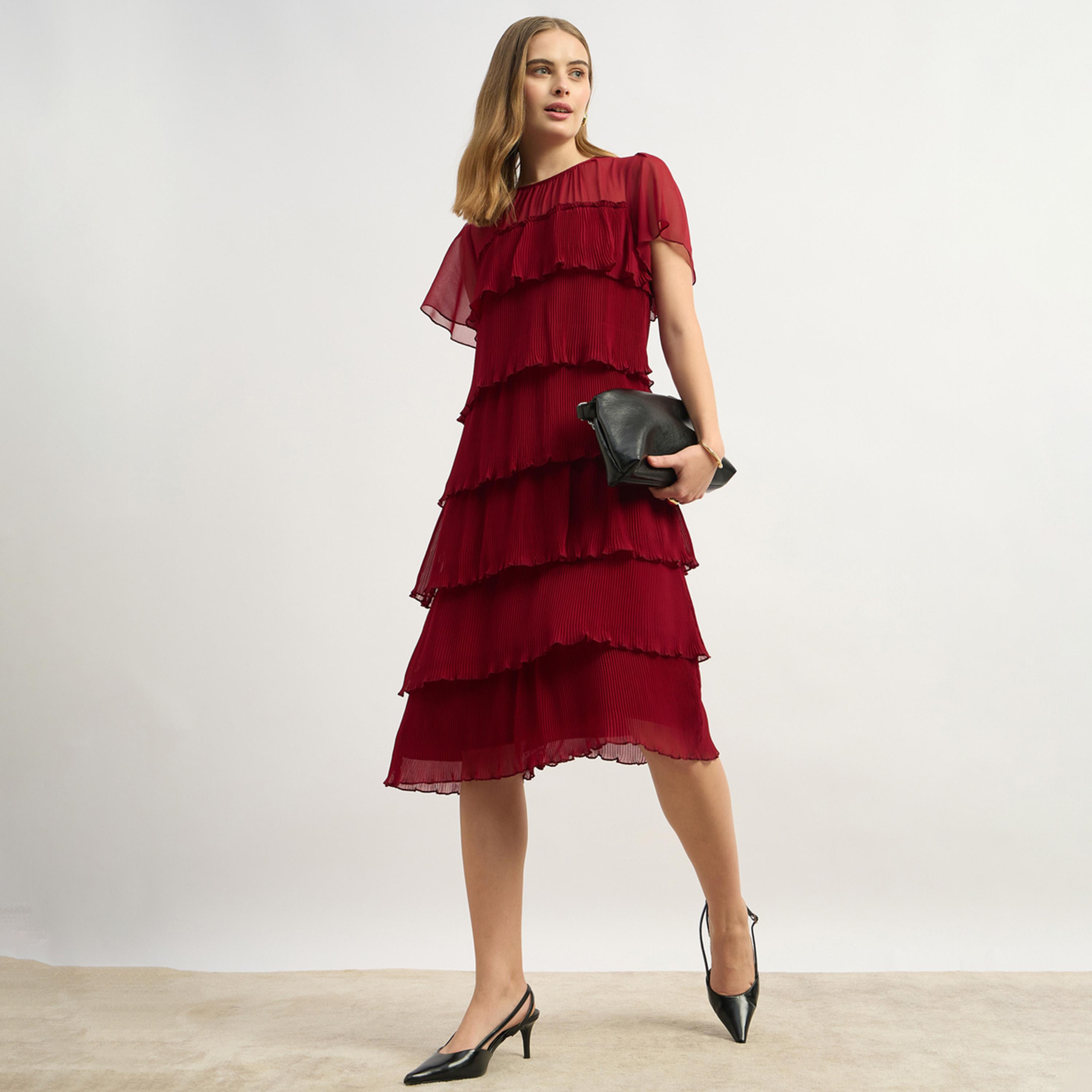 Styli Plain Half Sleeves Tiered Knee-Length Dress-women-clothing-dresses-image-1