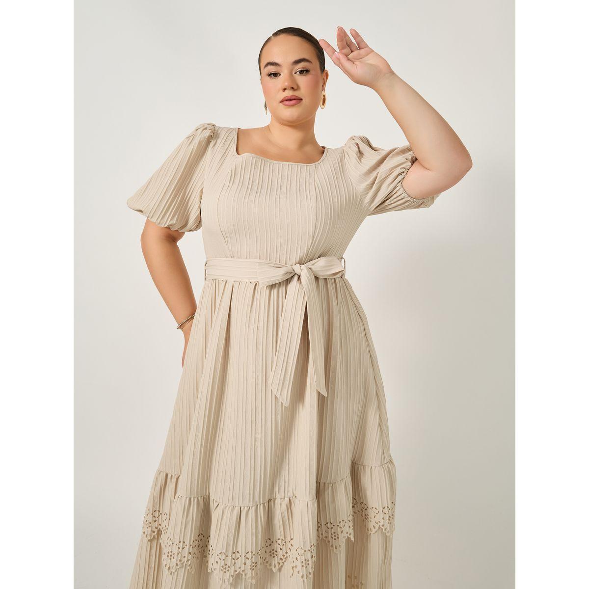 فستان طويل بمقاس كبير مزين بكسرات مع ربطة خصر-women-clothing-dresses-image-3