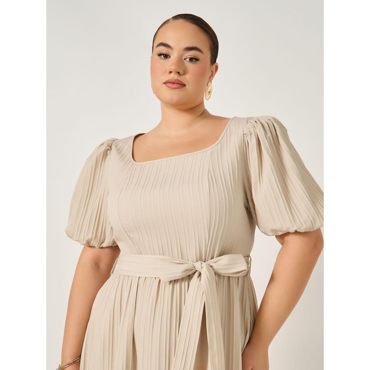 فستان طويل بمقاس كبير مزين بكسرات مع ربطة خصر-women-clothing-dresses-image-4