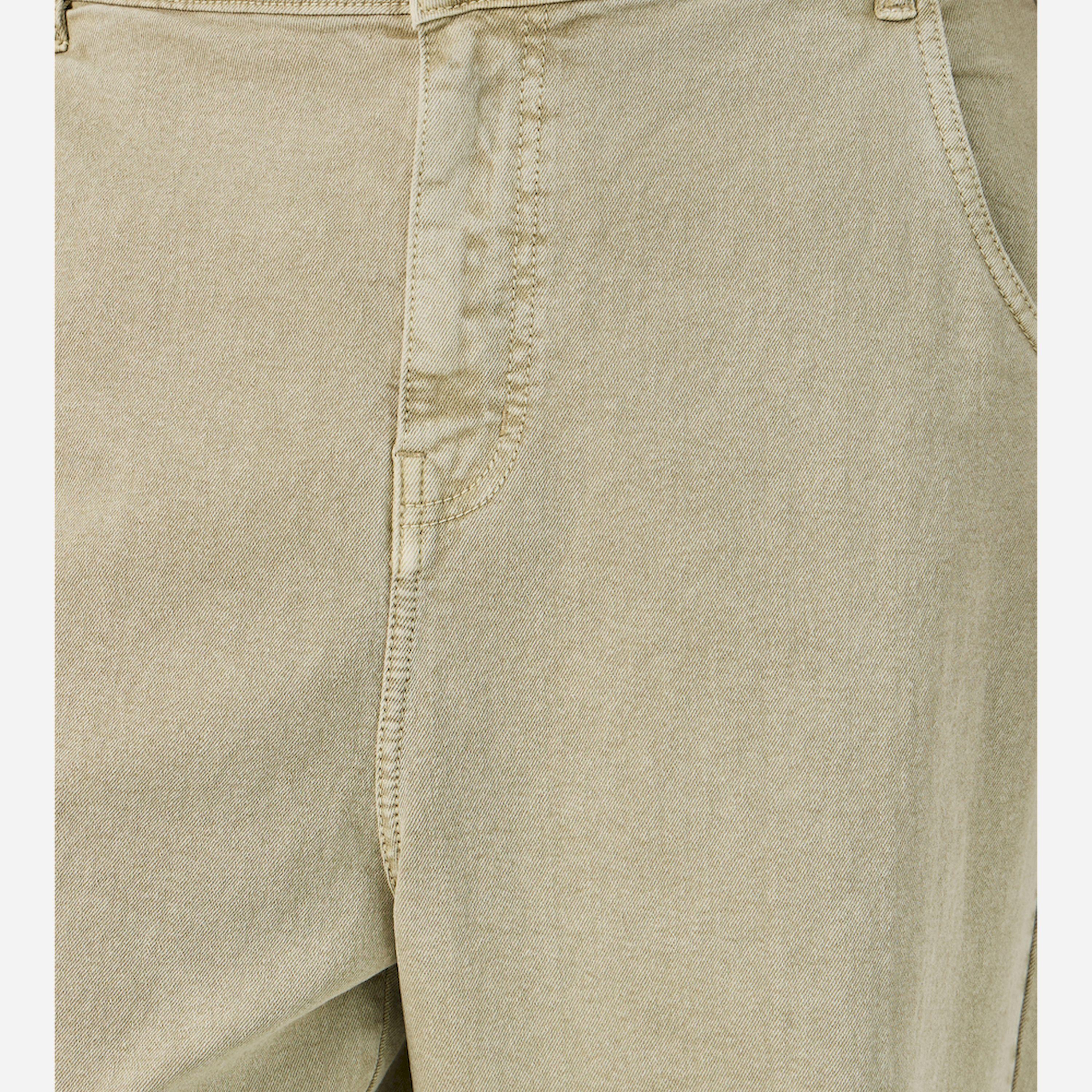 ستايلي - ليميتد - بنطال جينز واسع الساق للرجال مصبوغ باللون البني-men-clothing-bottoms-jeans-image-3