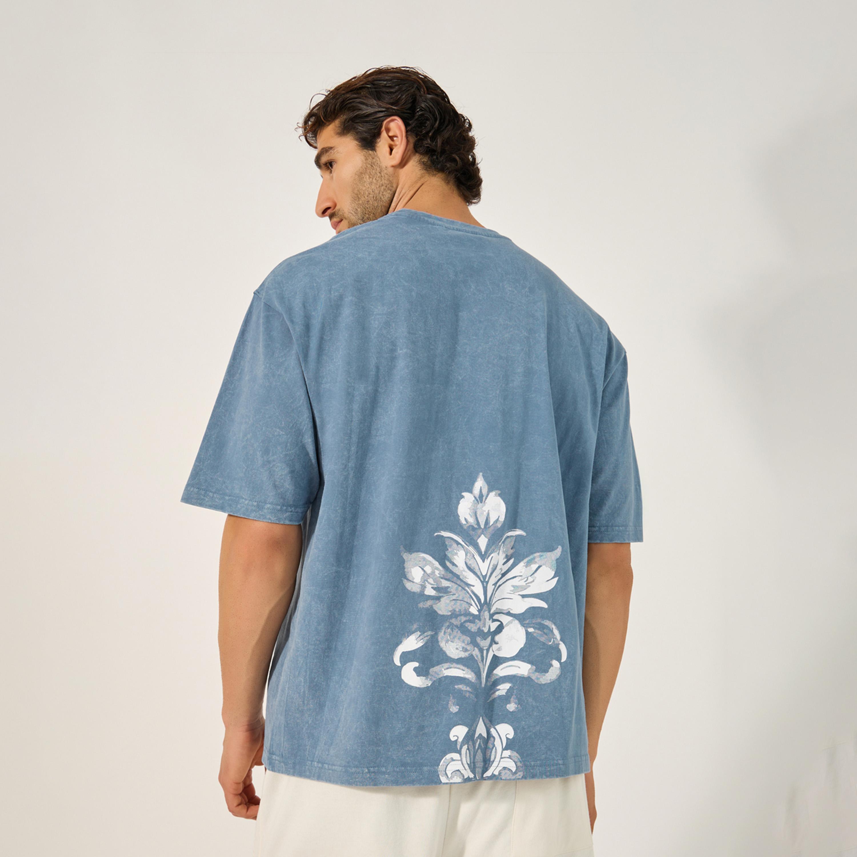 ستايلي-  تي شيرت كبير الحجم برقبة دائرية مغسول بالحامض-men-clothing-tshirtsandpolos-tshirts-image-3