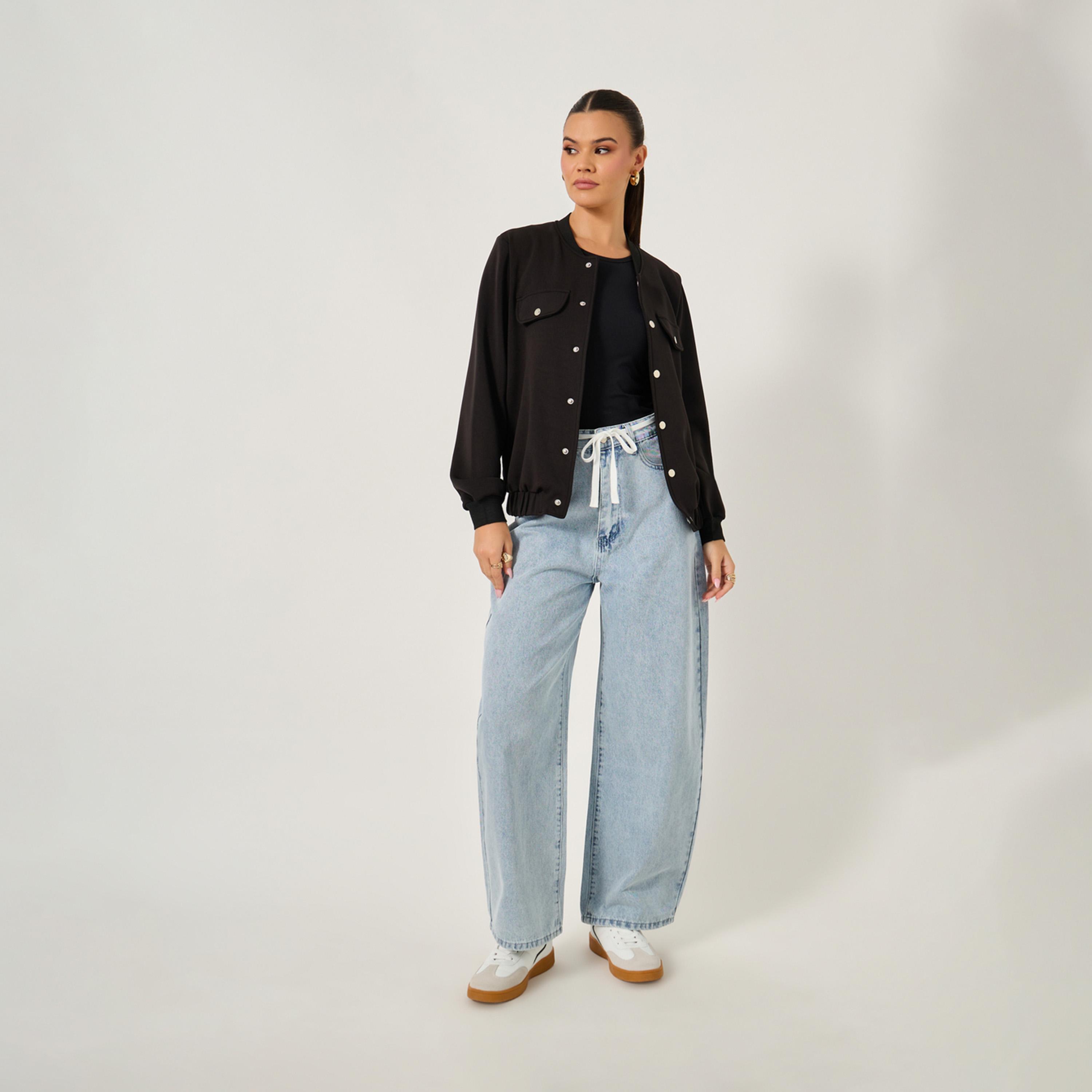 ستايلي - بنطال جينز بقصة مريحة بخصر متوسط الارتفاع مع تفاصيل رباط-women-clothing-bottoms-jeans-image-1