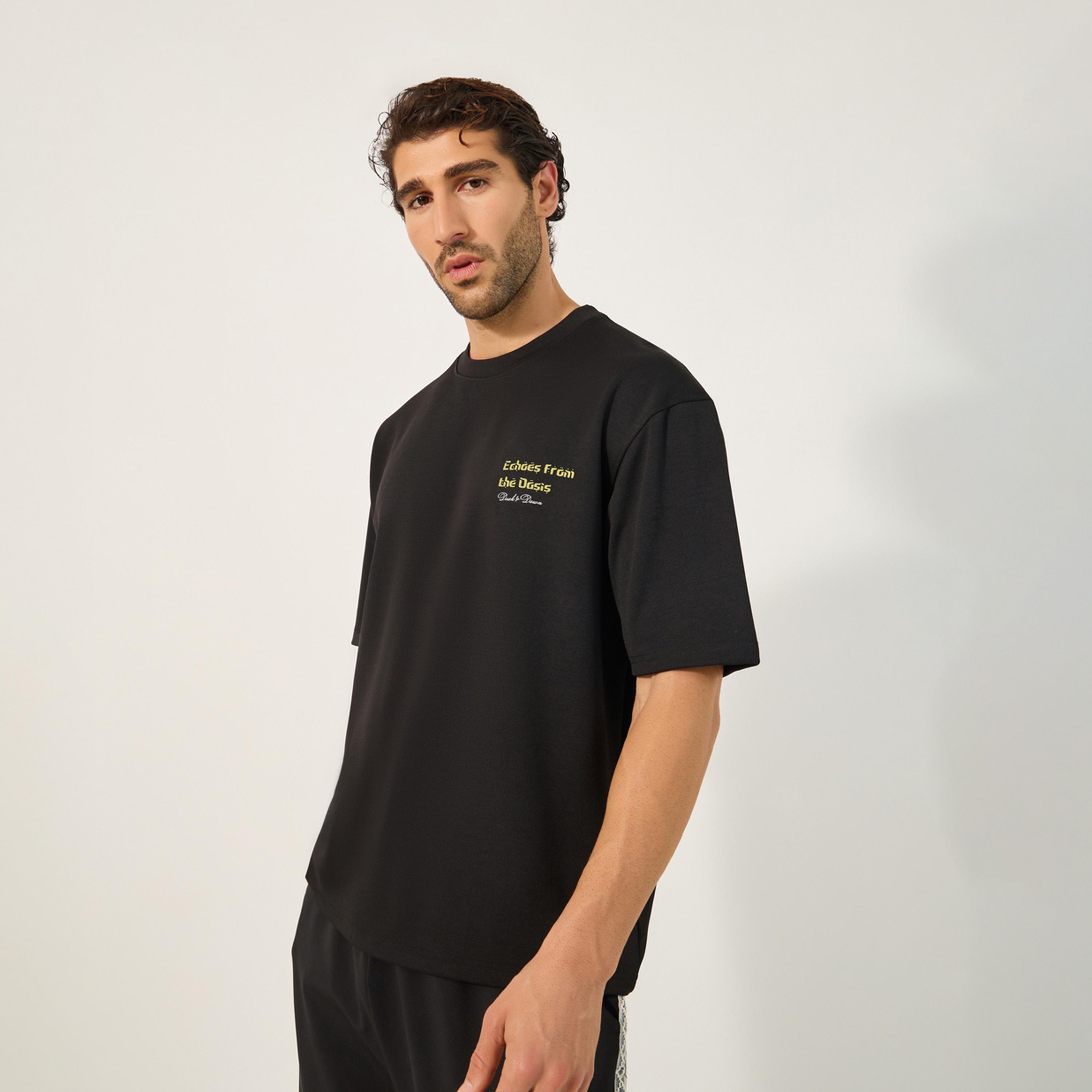 Styli Tapestry Graphic Print Oversized T-Shirt-men-clothing-tshirtsandpolos-tshirts-image-1