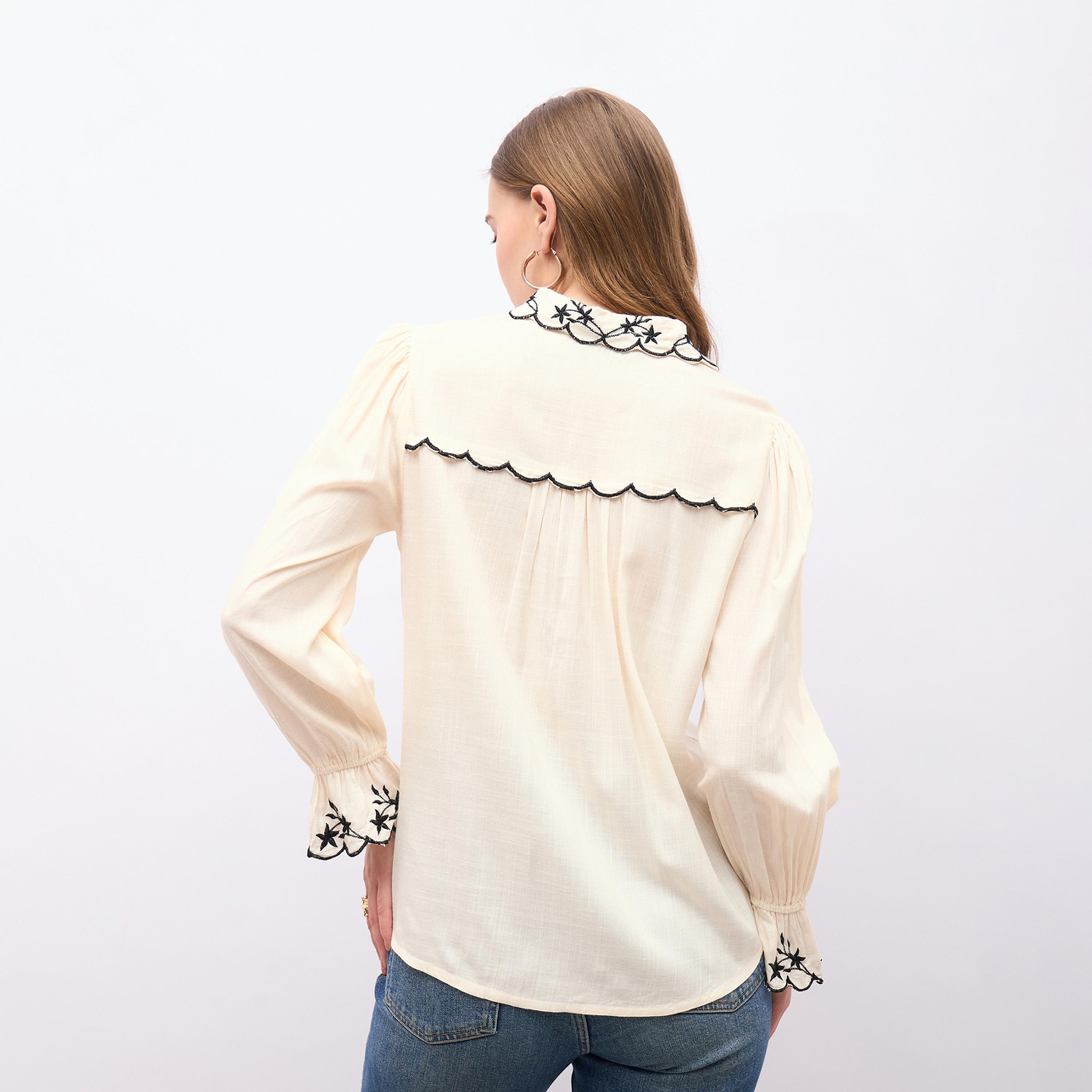ستايلي - قميص بياقة واسعة وحواف مطرزة ومزخرفة-women-clothing-shirtsandblouses-shirts-image-5