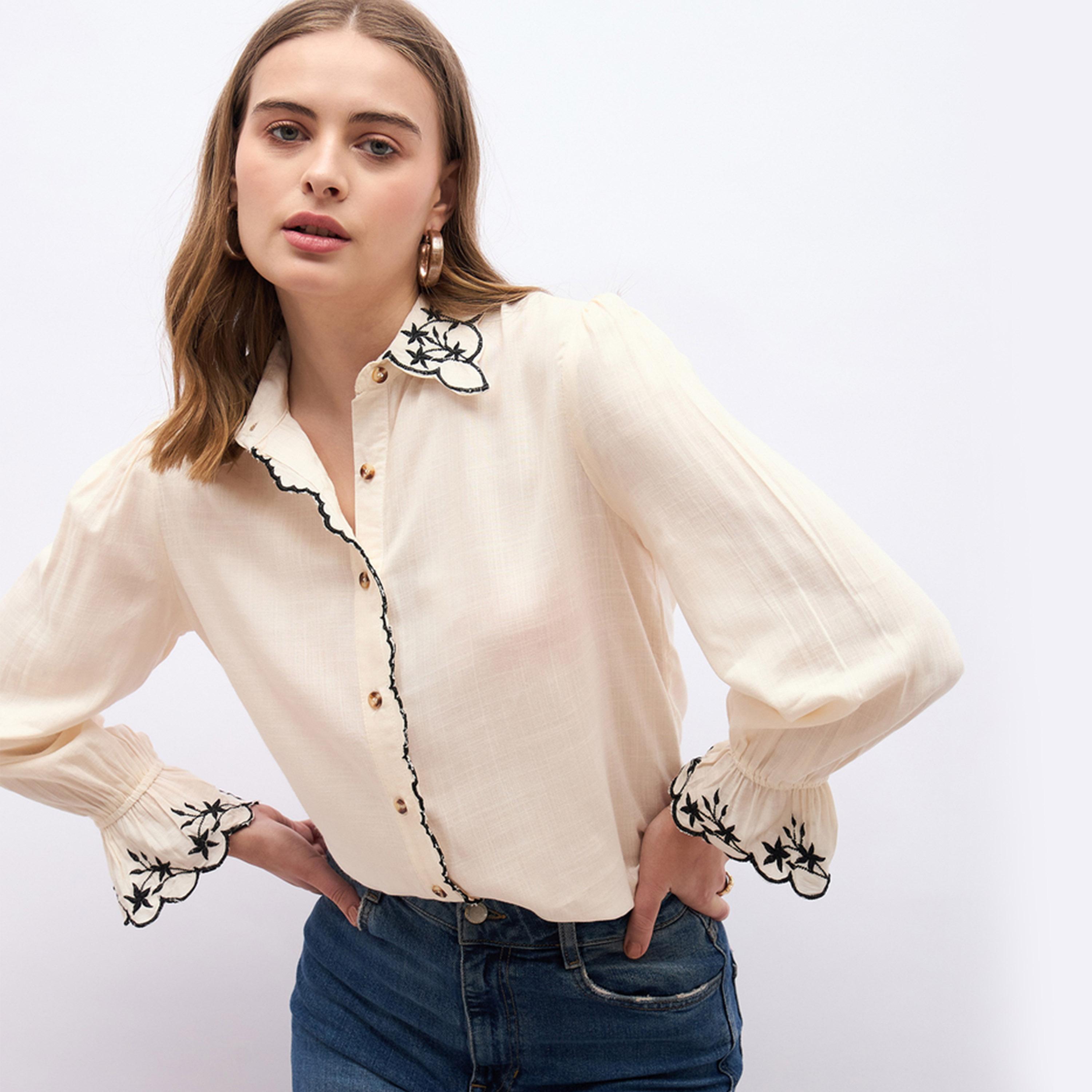 ستايلي - قميص بياقة واسعة وحواف مطرزة ومزخرفة-women-clothing-shirtsandblouses-shirts-image-6