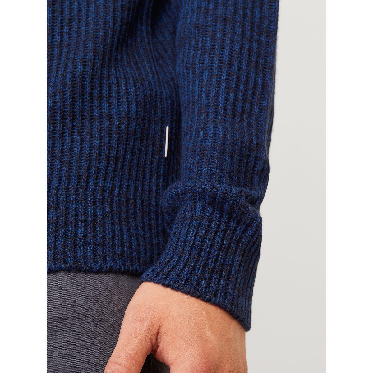 REBEL Textured Knit Crew Neck Sweater-men-clothing-sweatersandpullovers-image-5