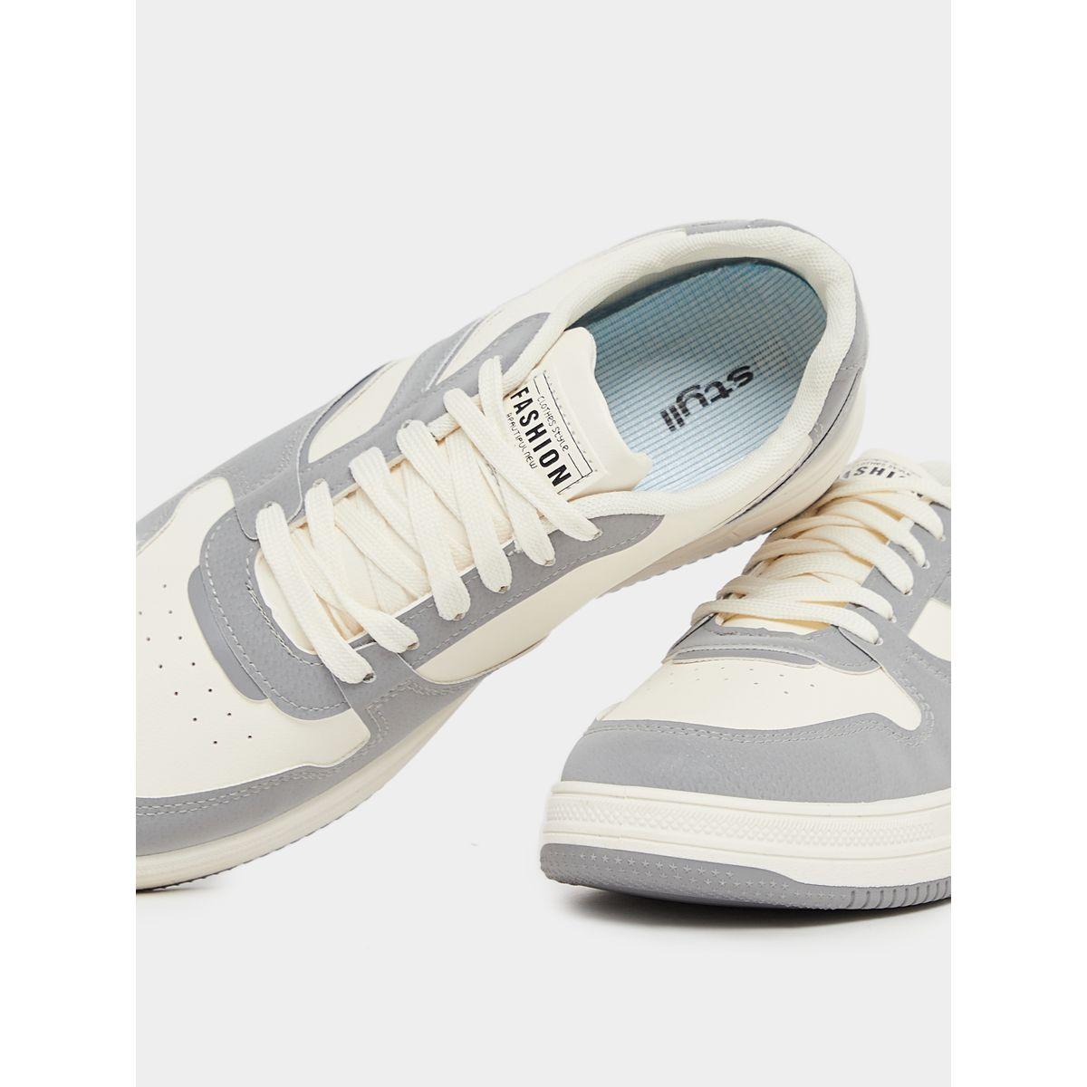 حذاء سنيكرز بنمط كتل الالوان ورباط غلق-men-shoes-sneakers-image-3