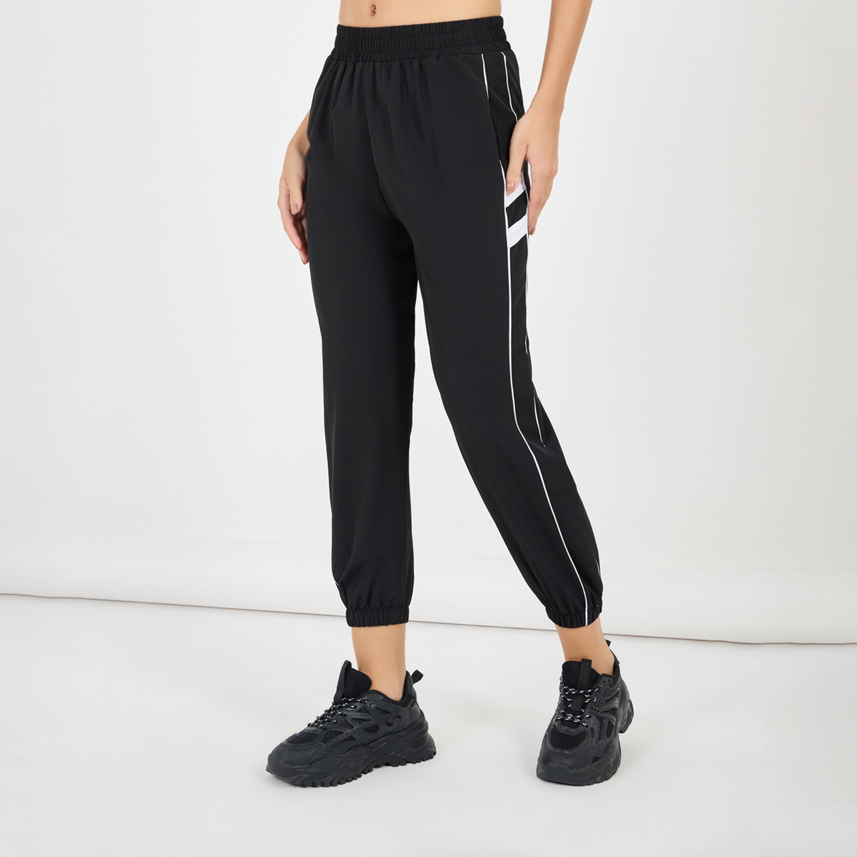 Styli Active Back Waist Scrunch Legging-women-clothing-sportswearandactivewear-bottoms-image-2