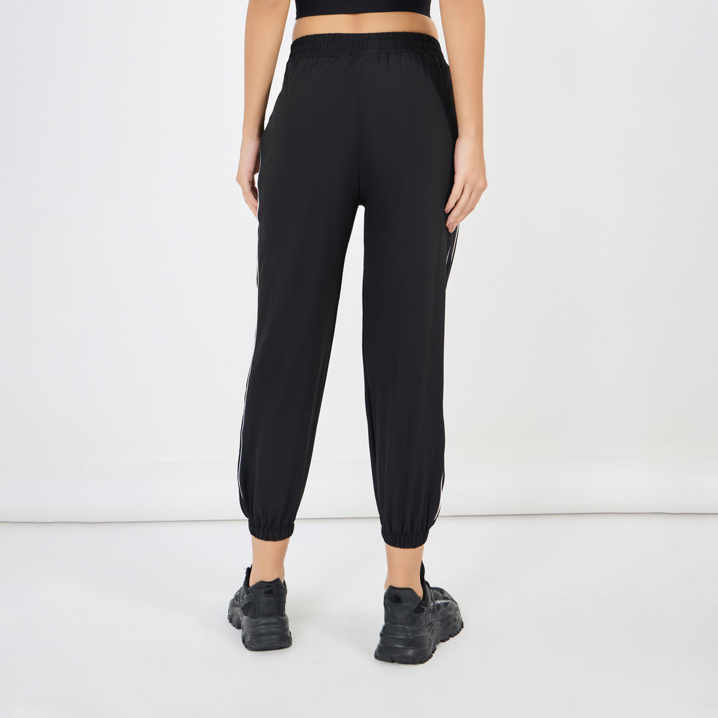 Styli Active Back Waist Scrunch Legging-women-clothing-sportswearandactivewear-bottoms-image-4