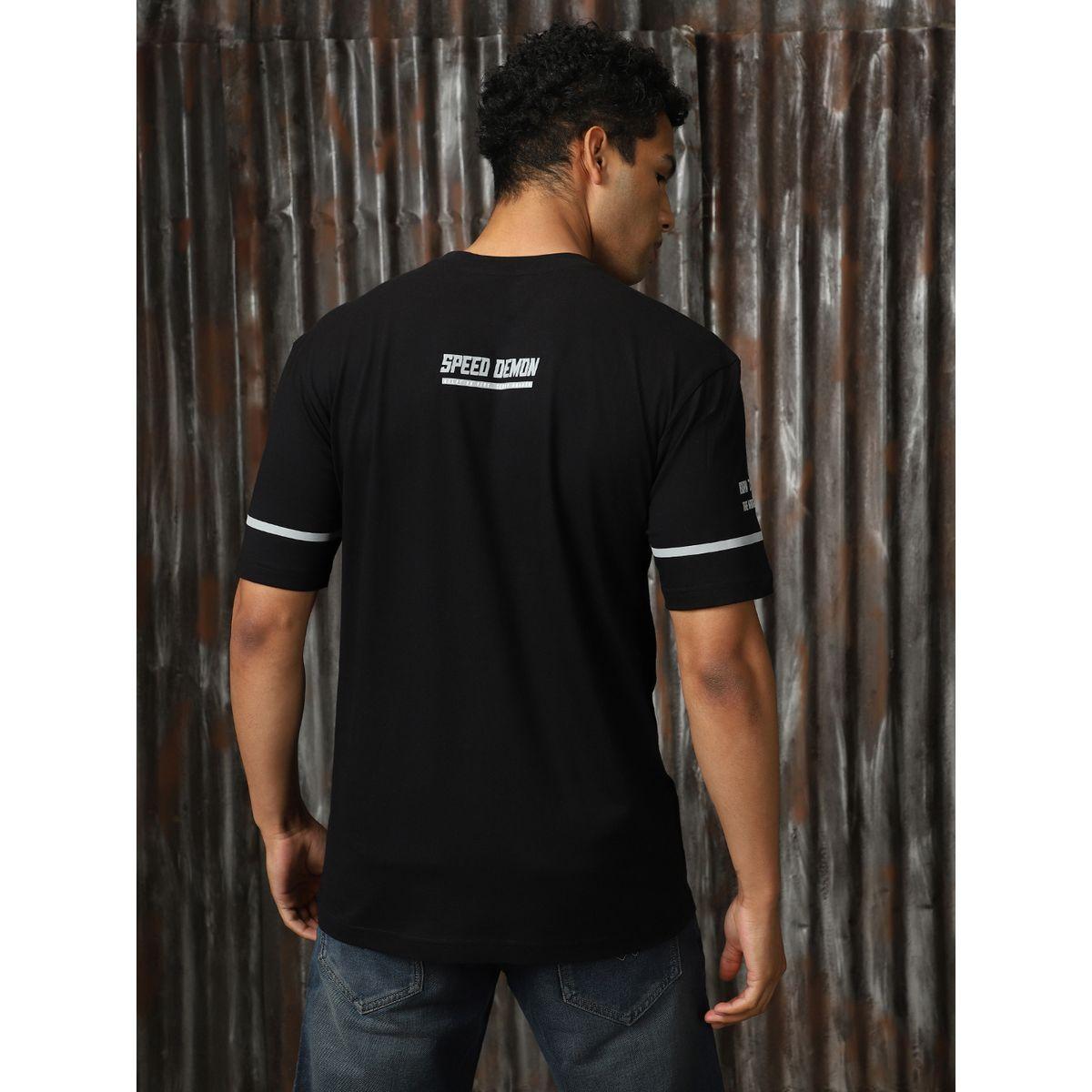 تيشيرت بقصة عادية وطبعة جرافيك هاي ستار × ستايلي-men-clothing-tshirtsandpolos-tshirts-image-3