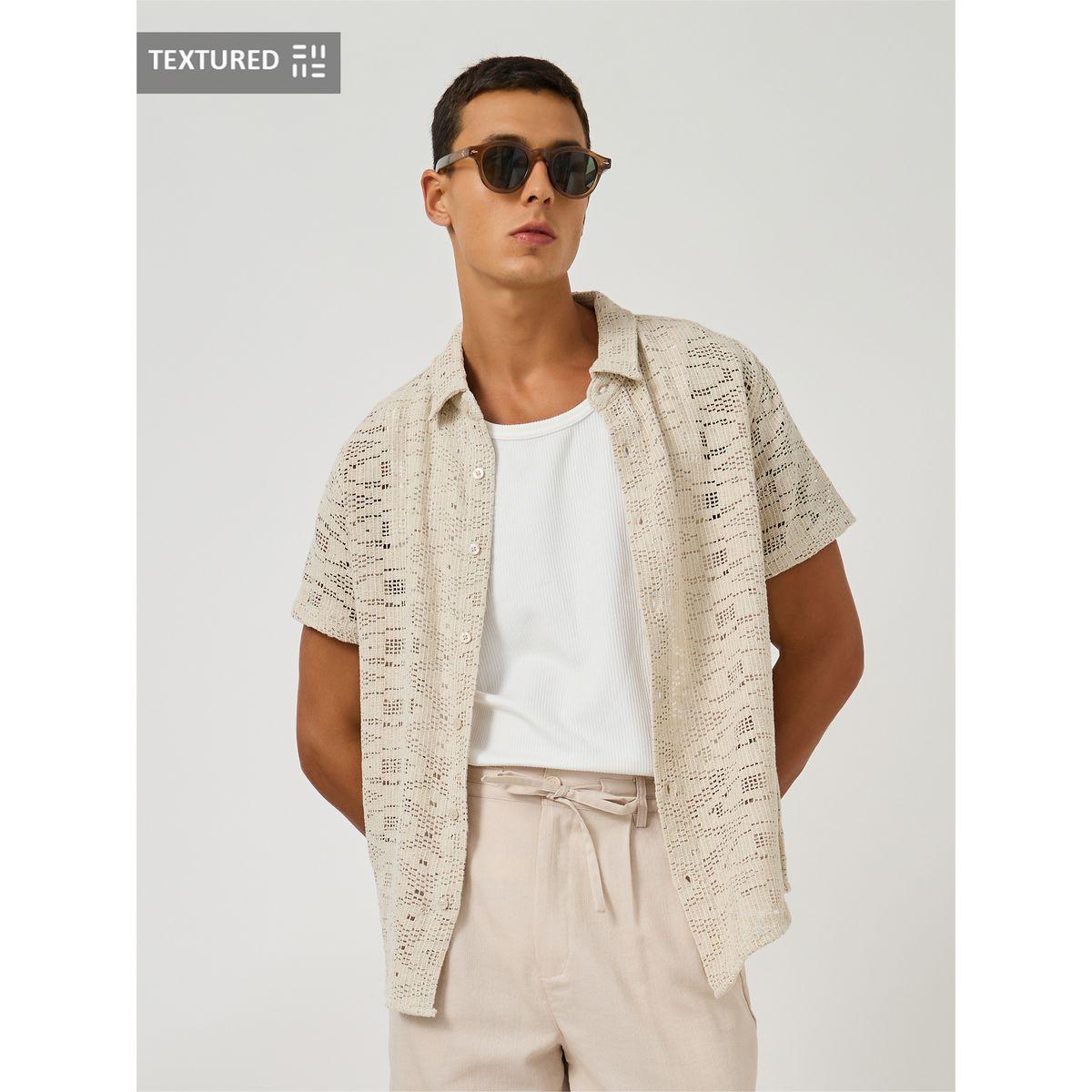 بلوزة كروشيه بقصة عادية وياقة سبريد-men-clothing-shirts-image-1