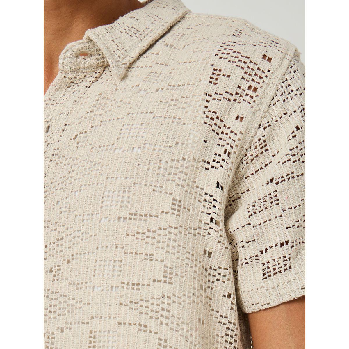 بلوزة كروشيه بقصة عادية وياقة سبريد-men-clothing-shirts-image-4