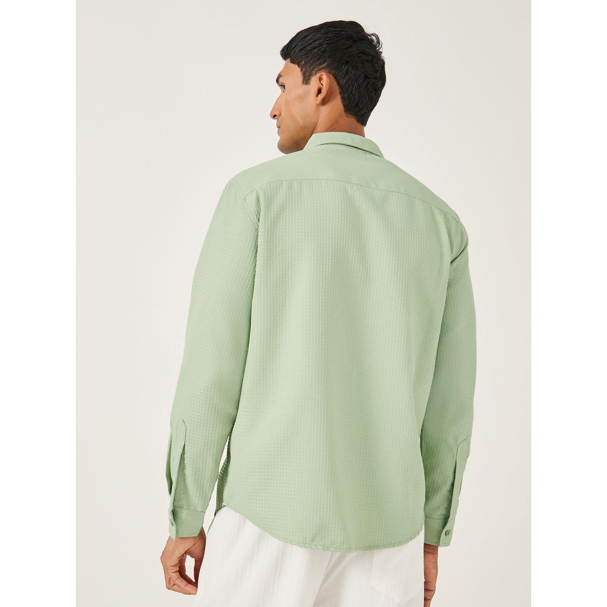 قميص بقصة عادية وياقة سبريد مع تفاصيل جيب-men-clothing-shirts-image-4