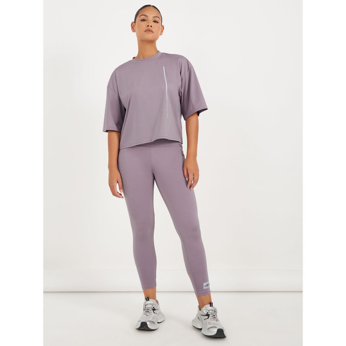 بلوزة بأكمام قصيرة وقصة بوكسي مع طبعة كتابة-men-clothing-sportswearandactivewear-tshirtsandpolos-image-2