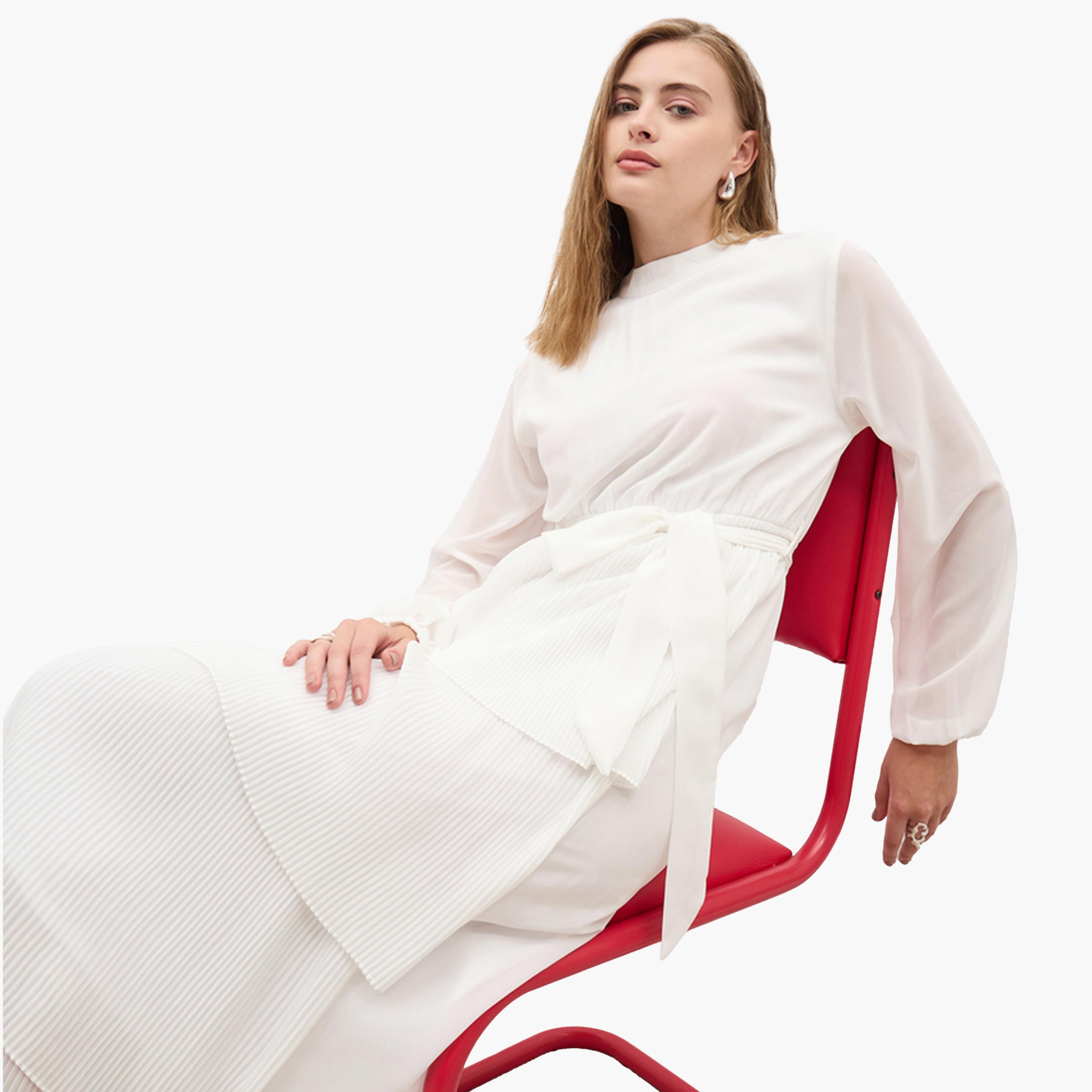 ستايلي - فستان ماكسي طبقات سادة بأكمام طويلة وتفاصيل كسرات-women-clothing-dresses-image-6