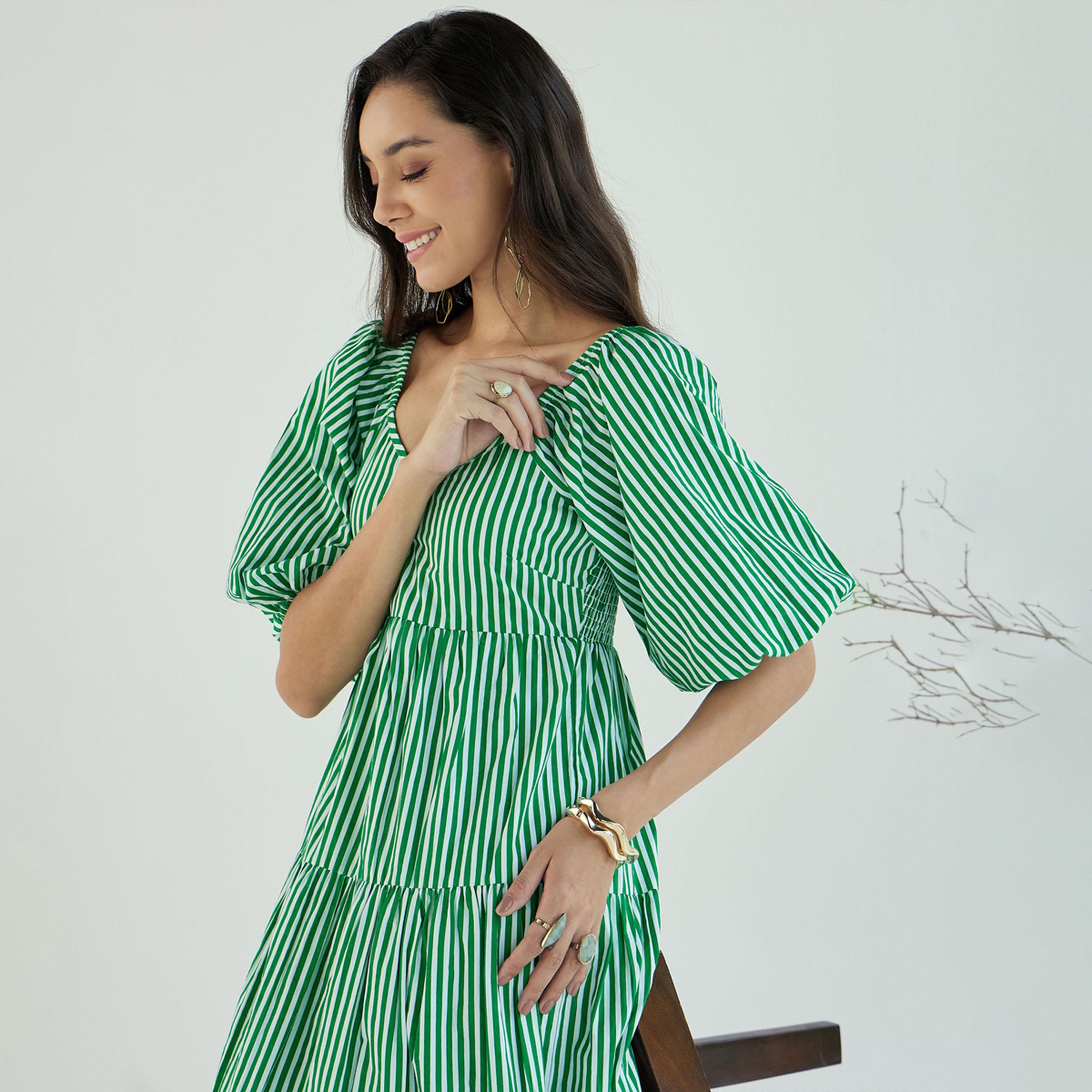 فستان طويل مخطط ومزين بكسرات ساسافراس × ستايلي-women-clothing-dresses-image-4