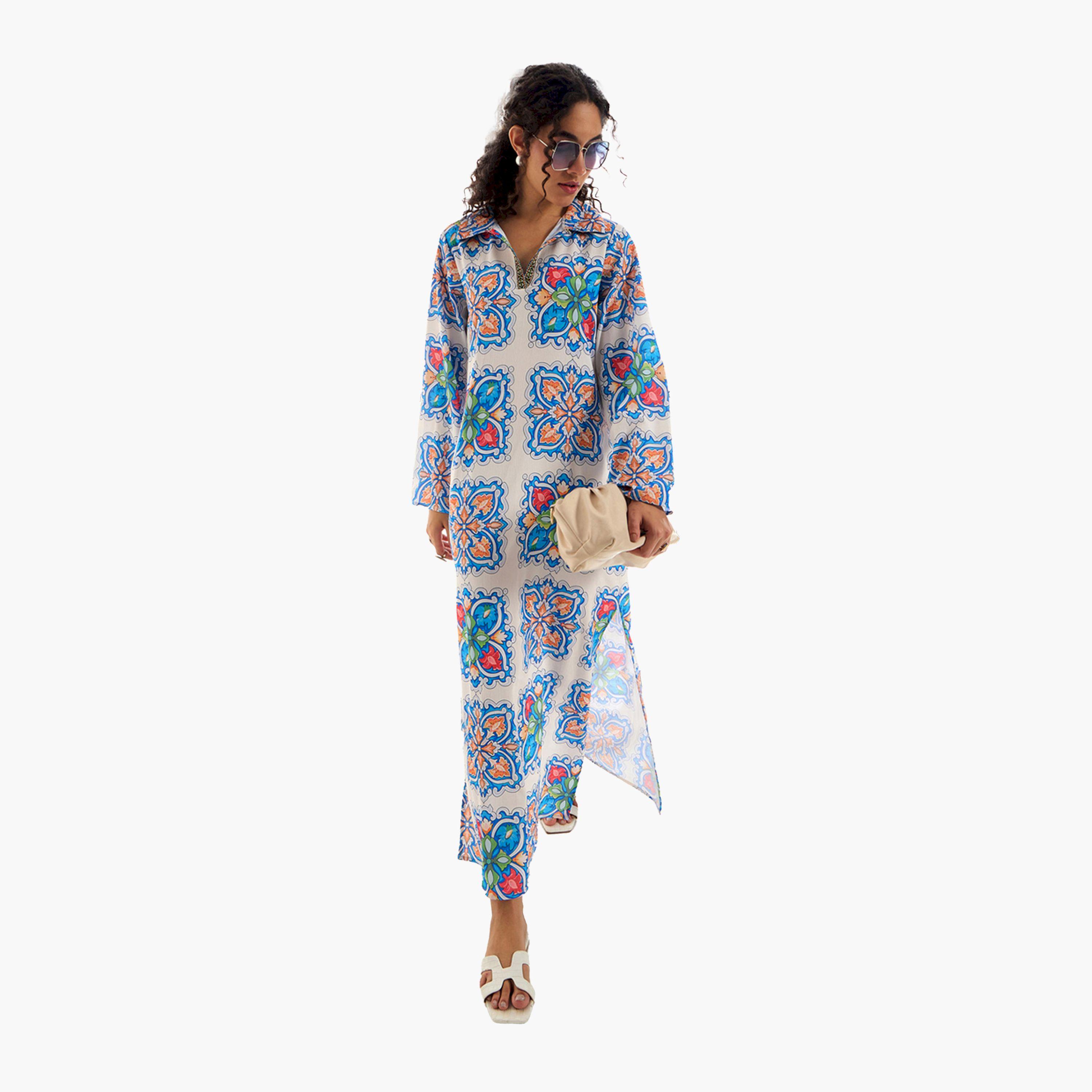 فستان طويل مطبع بالكامل مع شق جانبي ساسافراس × ستايلي-women-clothing-dresses-image-1