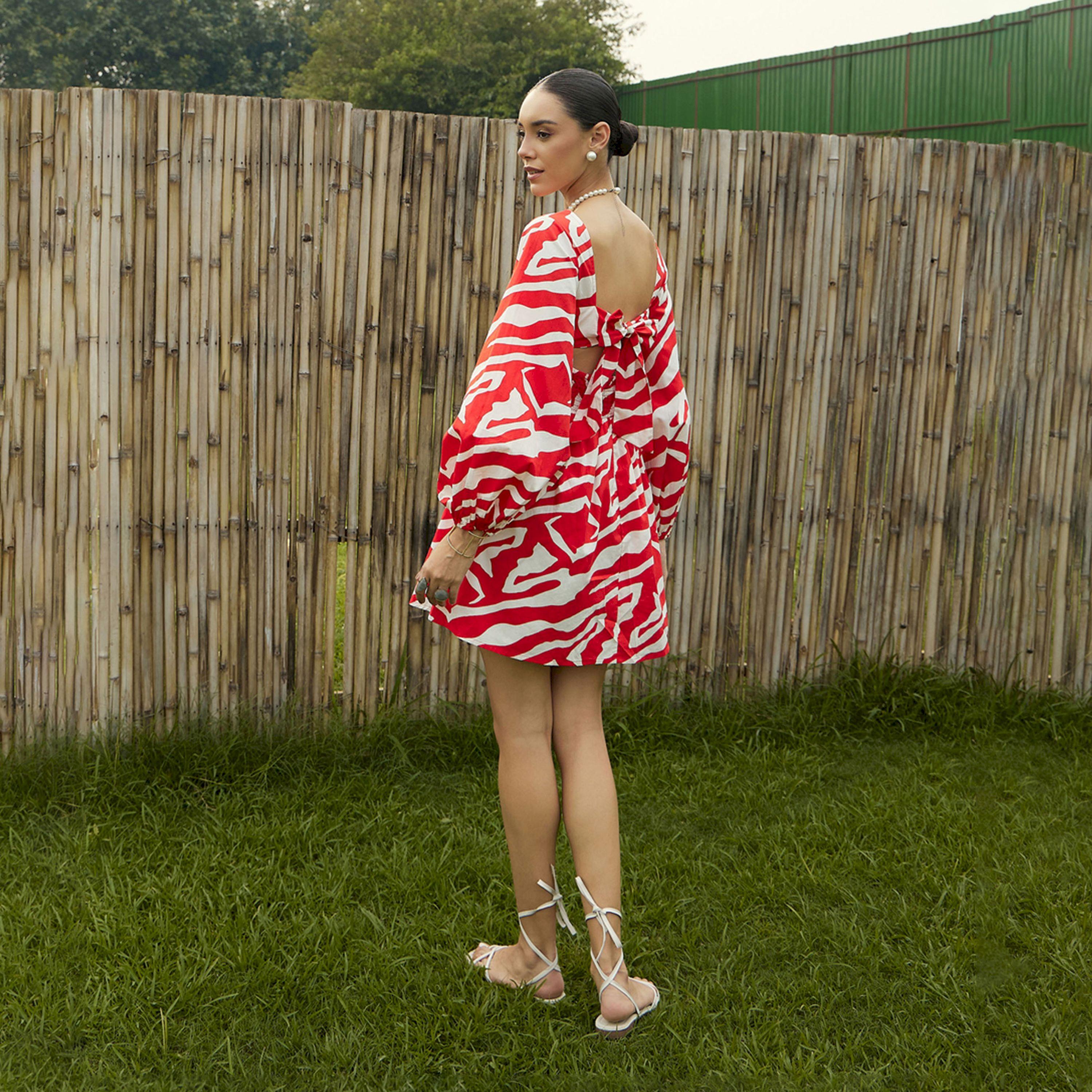 فستان قصير مطبع بالكامل مع ربطة فيونكة ساسافراس × ستايلي-women-clothing-dresses-image-6