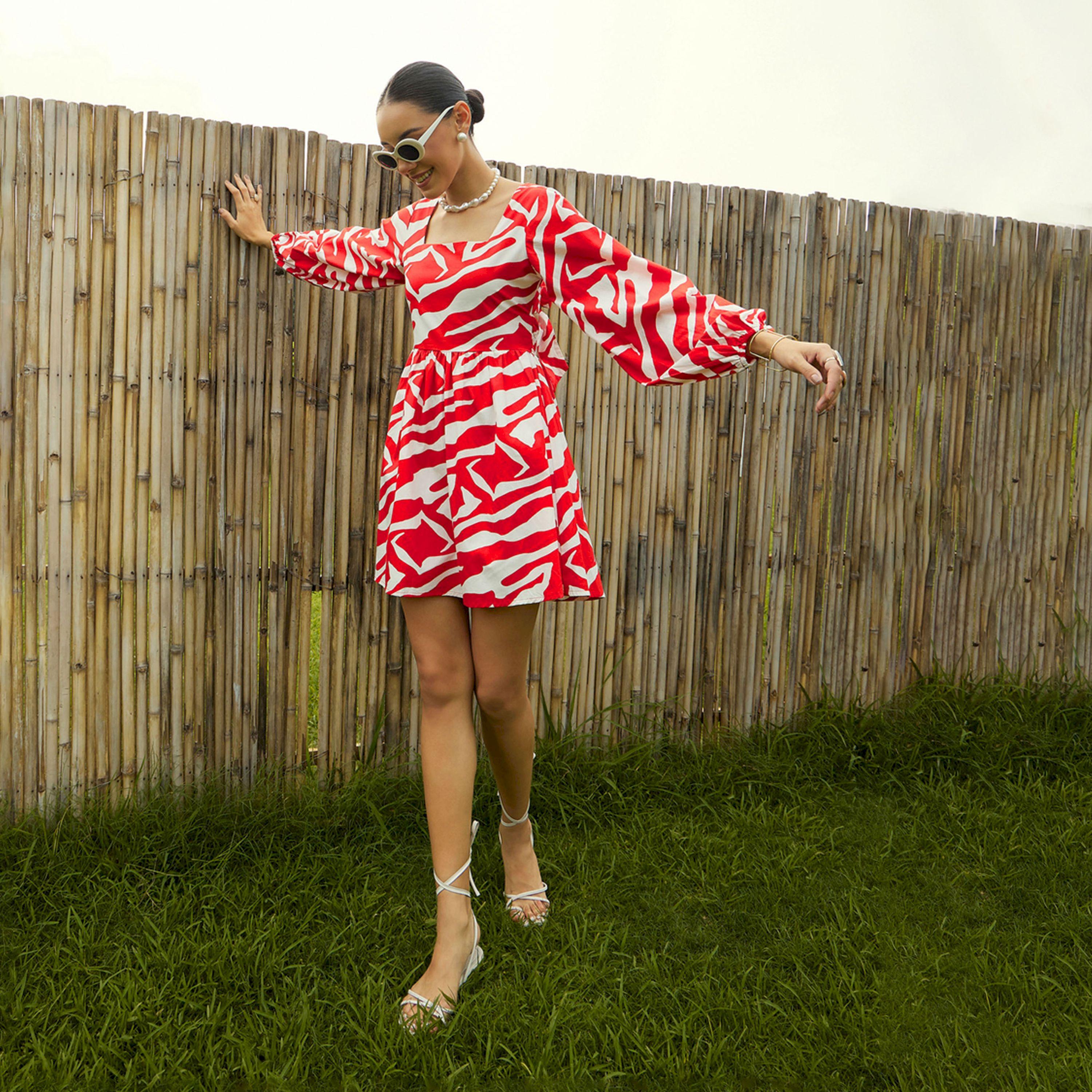 فستان قصير مطبع بالكامل مع ربطة فيونكة ساسافراس × ستايلي-women-clothing-dresses-image-7