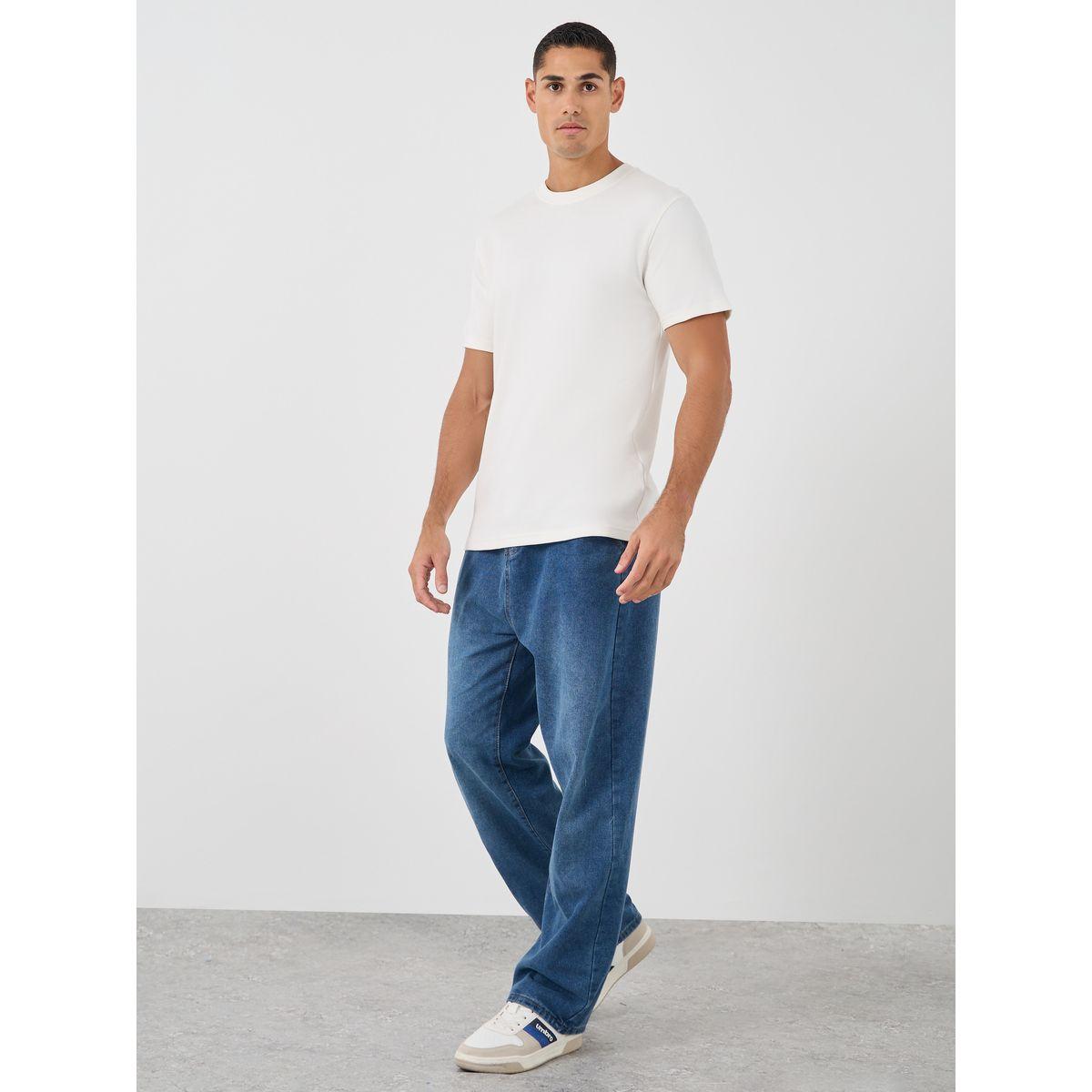 تيشيرت بقصة عادية وياقة ضيقة-men-clothing-tshirtsandpolos-tshirts-image-2