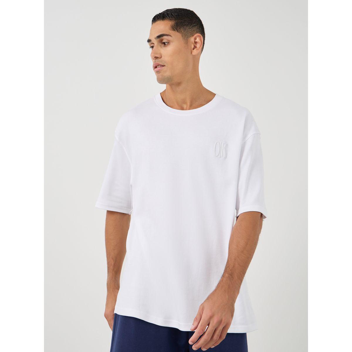 Styli Embroidered Detail Crew Neck Oversized T-Shirt-men-clothing-tshirtsandpolos-tshirts-image-3