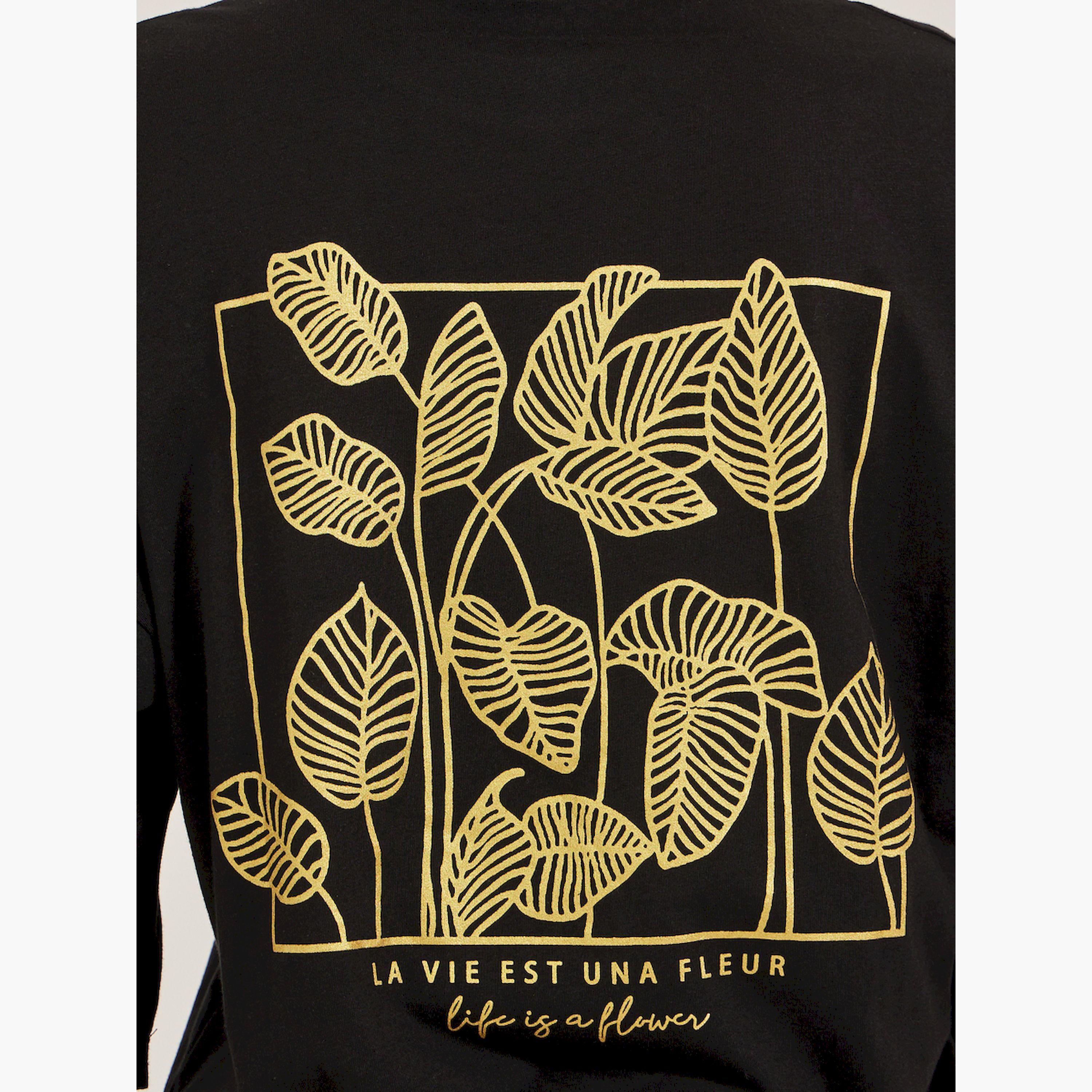 ستايلي - تي شيرت كبير الحجم بطبعة جرافيكية ورقبة دائرية-women-clothing-tshirts-image-2