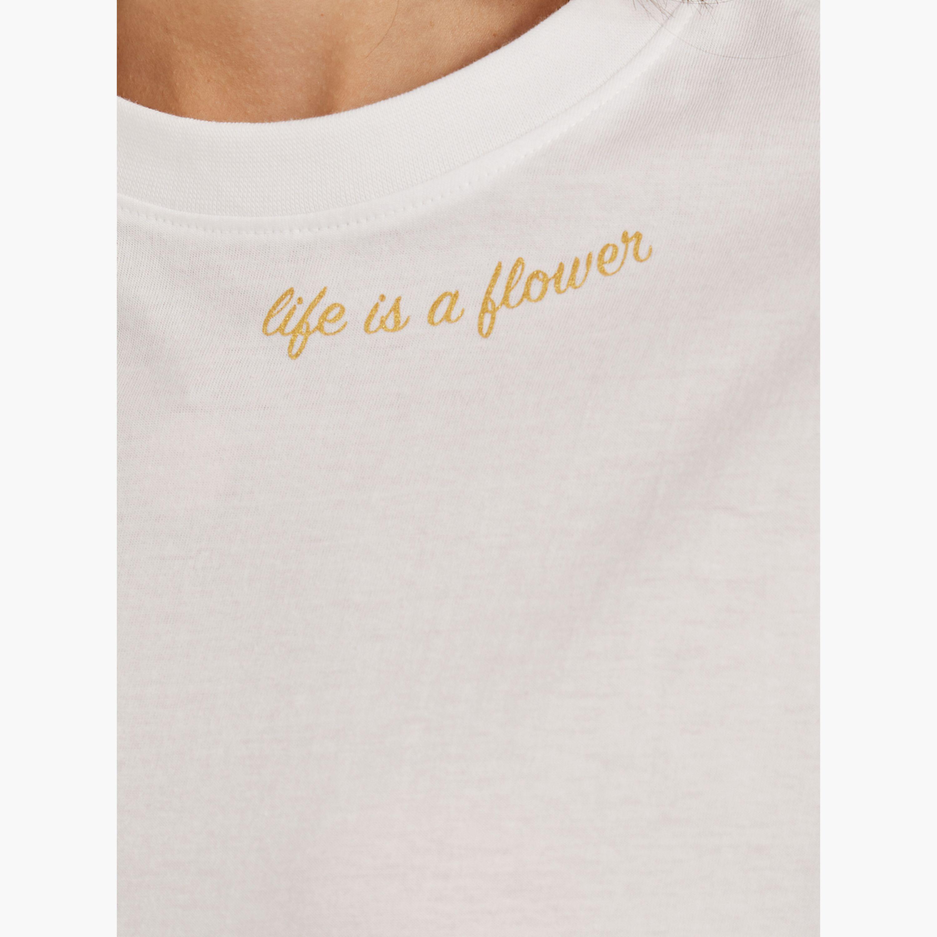 ستايلي - تي شيرت كبير الحجم بطبعة جرافيكية ورقبة دائرية-women-clothing-tshirts-image-4