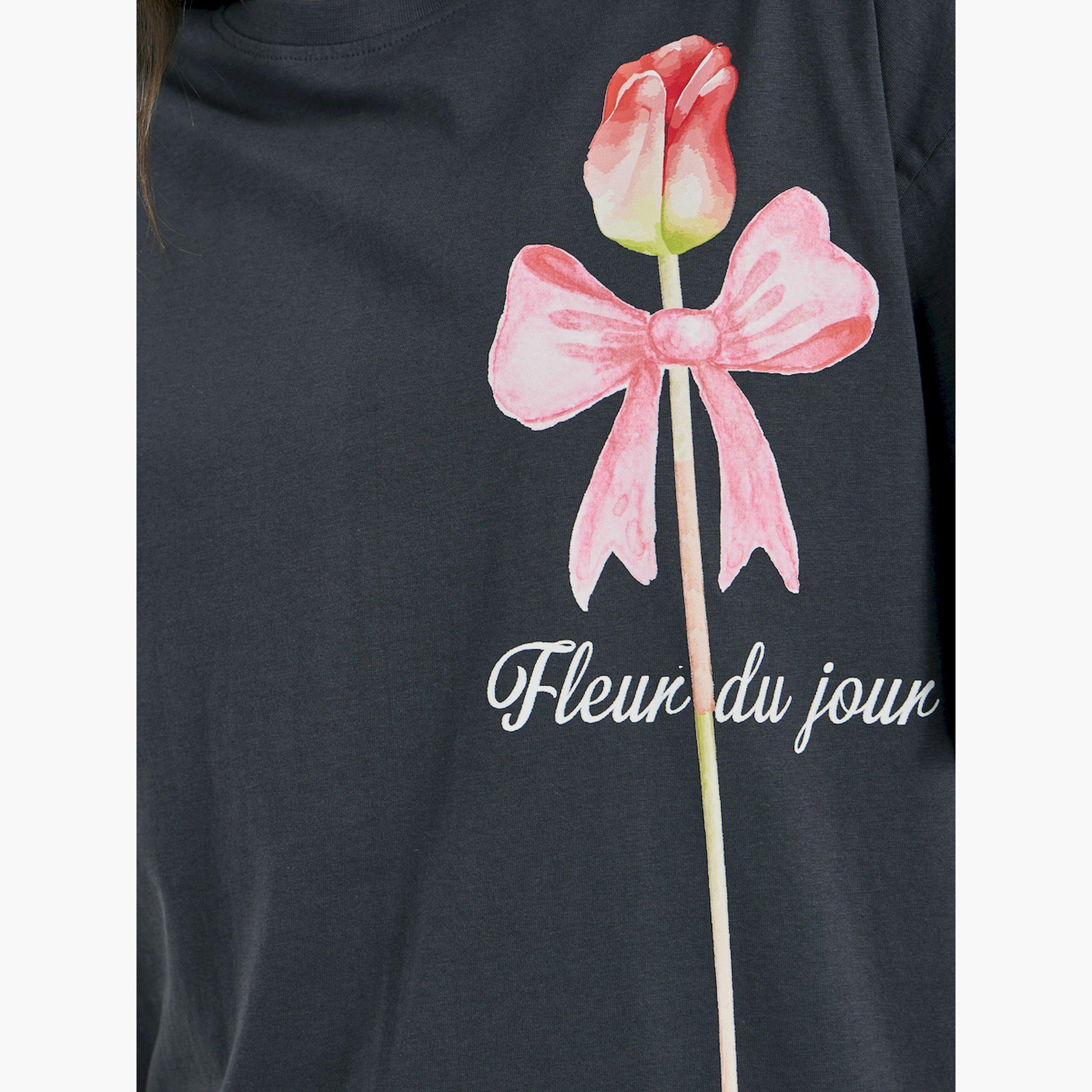 Styli Graphic Print Round Neck Oversized T-Shirt-women-clothing-tshirts-image-4