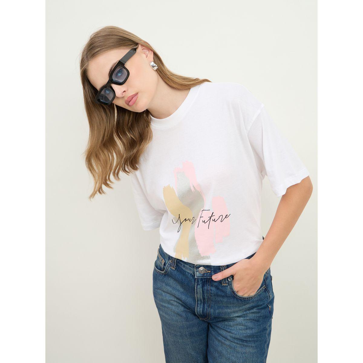 تيشيرت فضفاض بطبعة جرافيك-women-clothing-tshirts-image-6