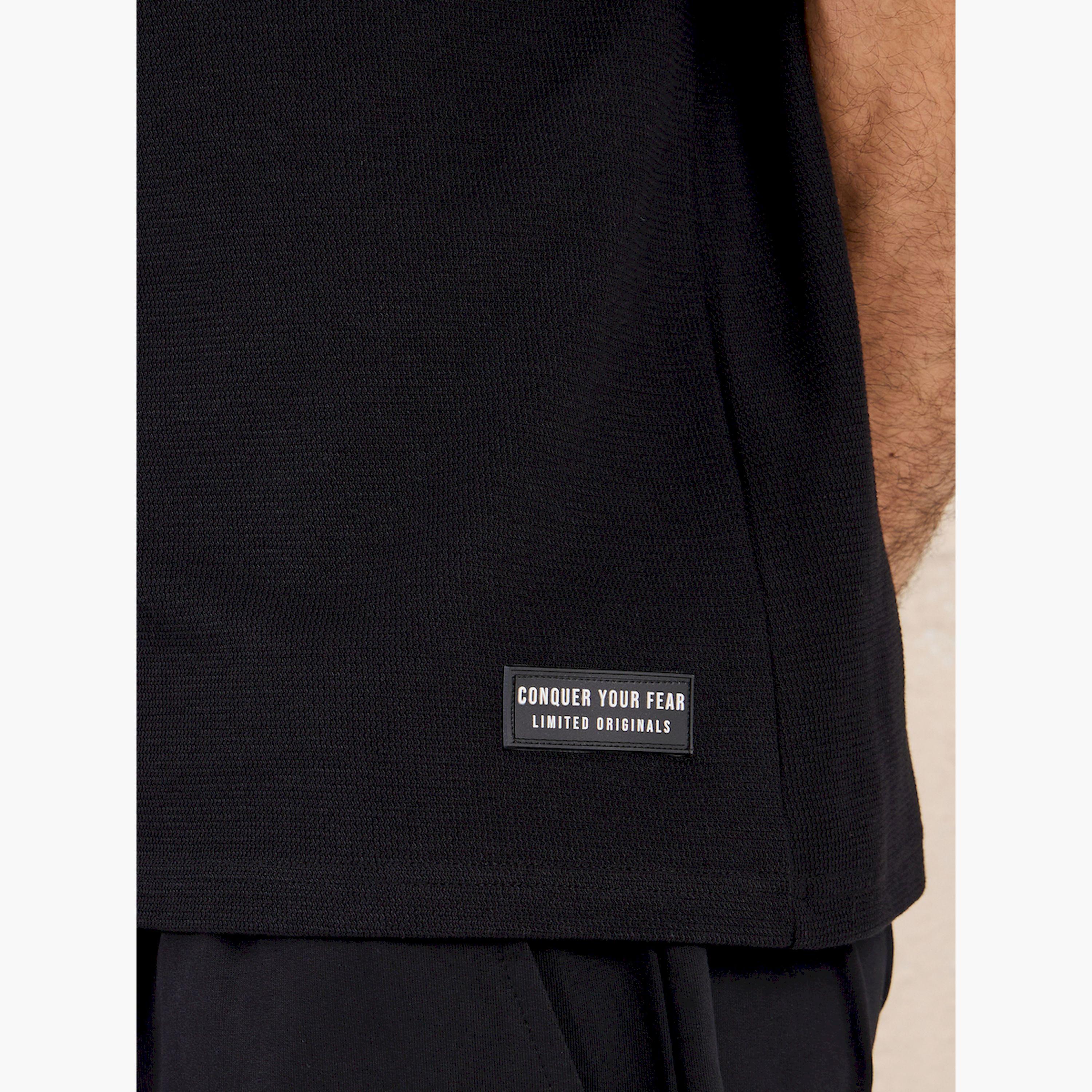 Styli Solid Badge Detail Oversized T-Shirt-men-clothing-tshirtsandpolos-tshirts-image-3