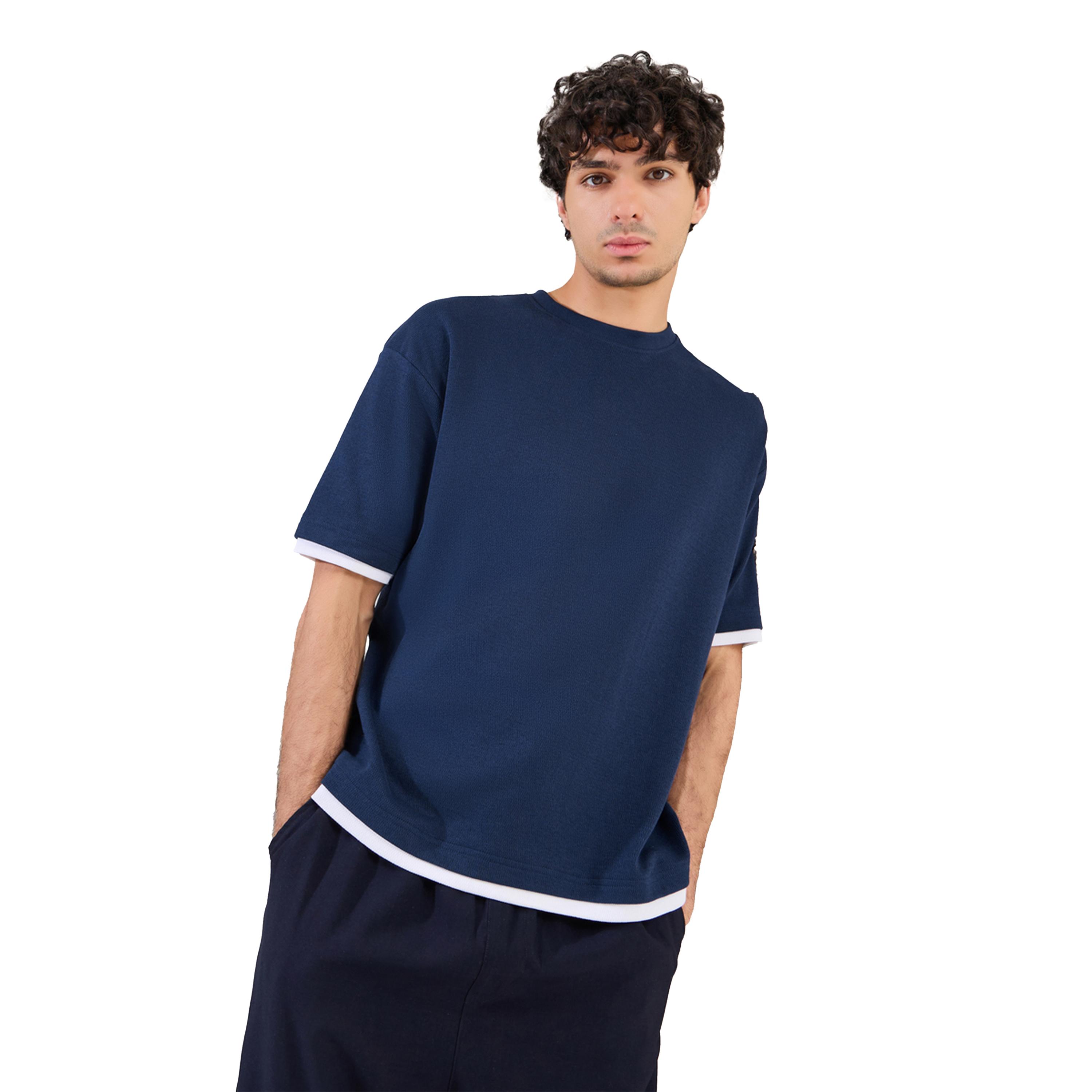 ستايلي- تي شيرت سادة بتفاصيل متباينة ومقاس كبير-men-clothing-tshirtsandpolos-tshirts-image-1