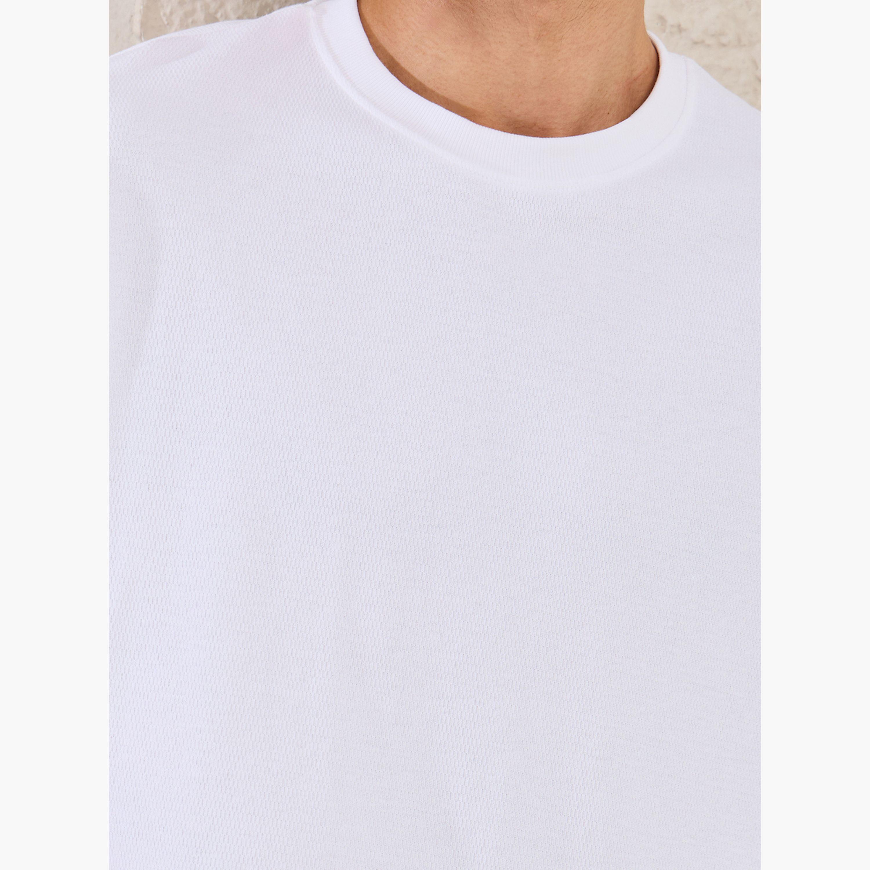 Styli Plain Contrast Detail Oversized T-Shirt-men-clothing-tshirtsandpolos-tshirts-image-3