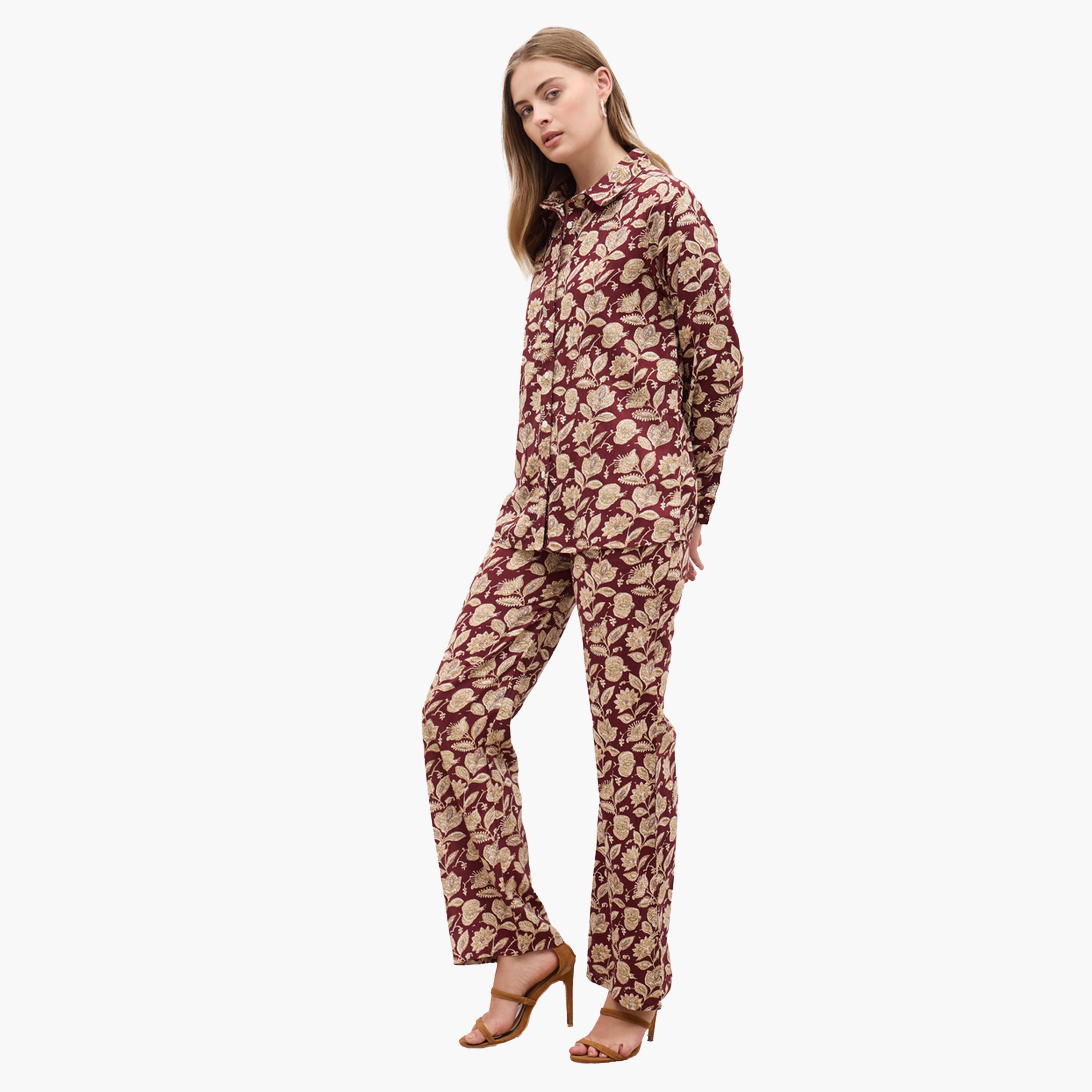 ستايلي-  قميص بأكمام طويلة مطبوع بوهيمي وبنطلون مستقيم-women-clothing-coordsets-image-1