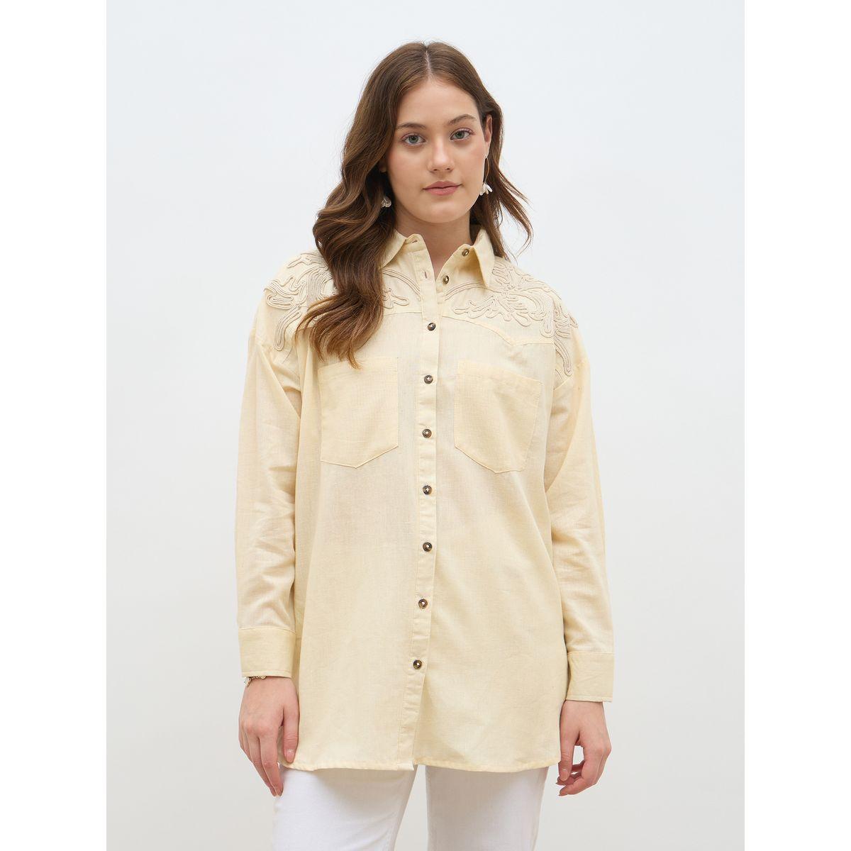 بلوزة فضفاضة بتفاصيل مُطرزة-women-clothing-shirtsandblouses-shirts-image-2