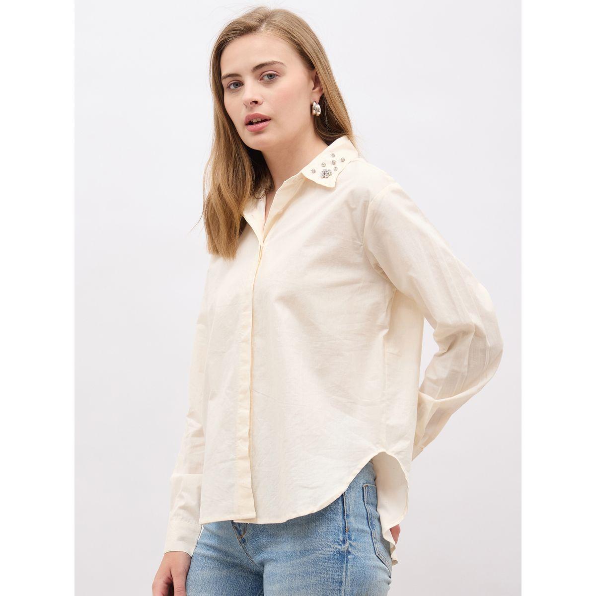 بلوزة بقصة عادية وتفاصيل مُنمقة-women-clothing-shirtsandblouses-shirts-image-3