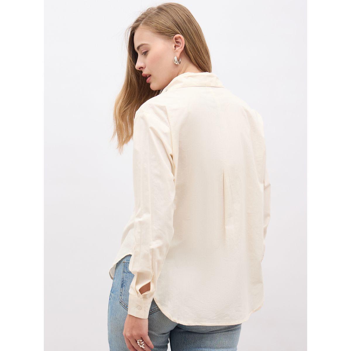 بلوزة بقصة عادية وتفاصيل مُنمقة-women-clothing-shirtsandblouses-shirts-image-5